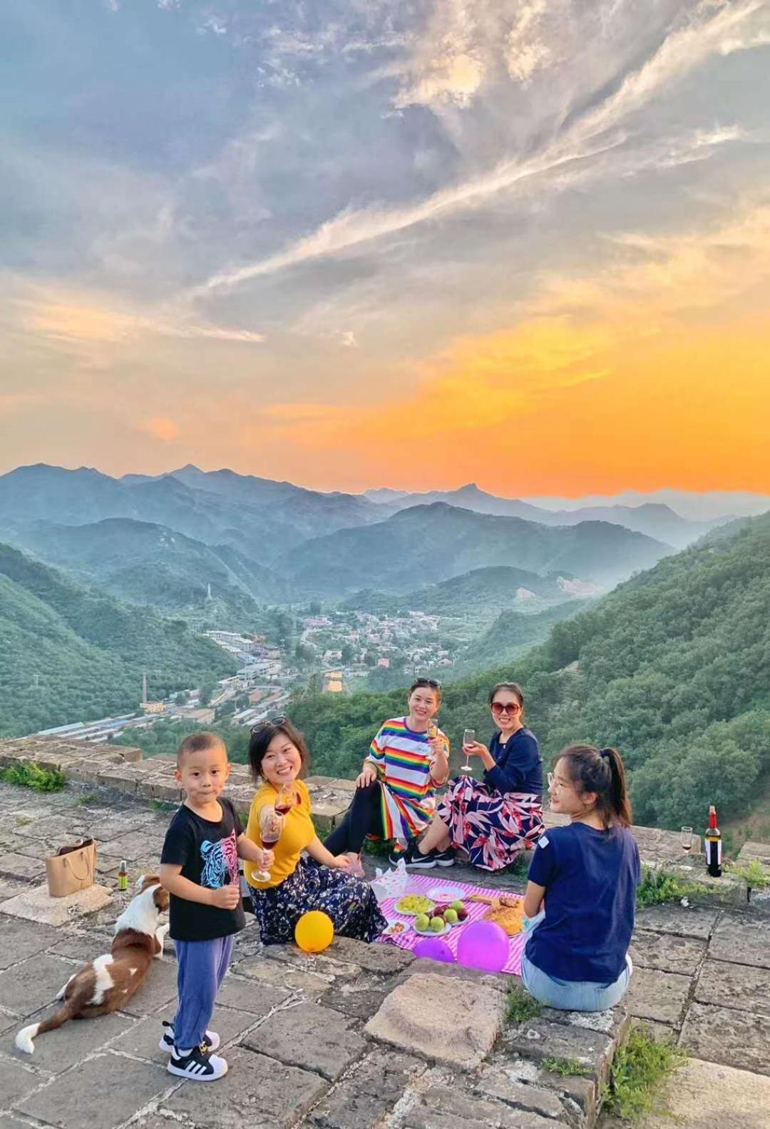 Encounter Garden Great Wall Holiday Guesthouse