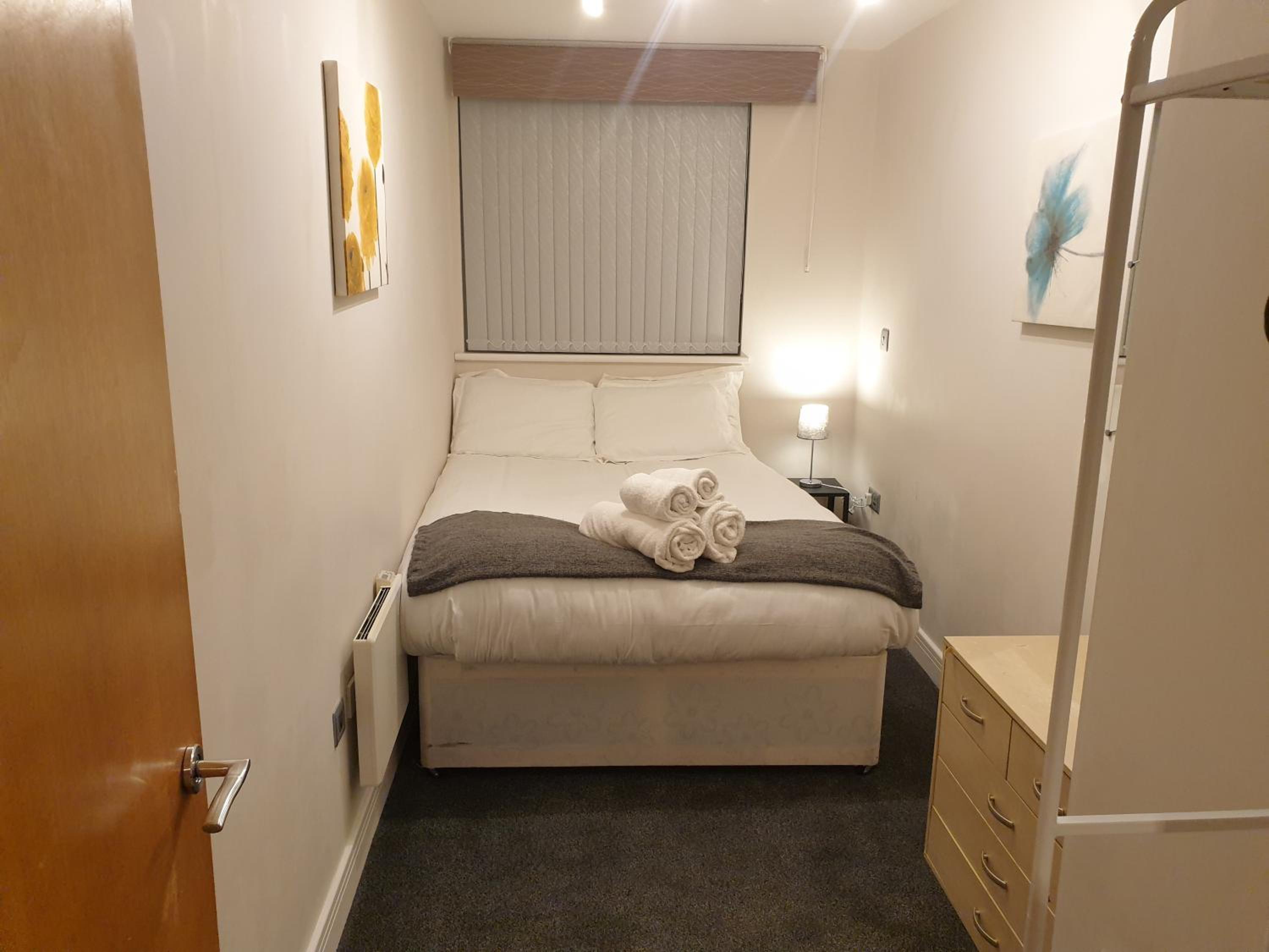 Birmingham Garnet, 3 bedroom Apartment view 3