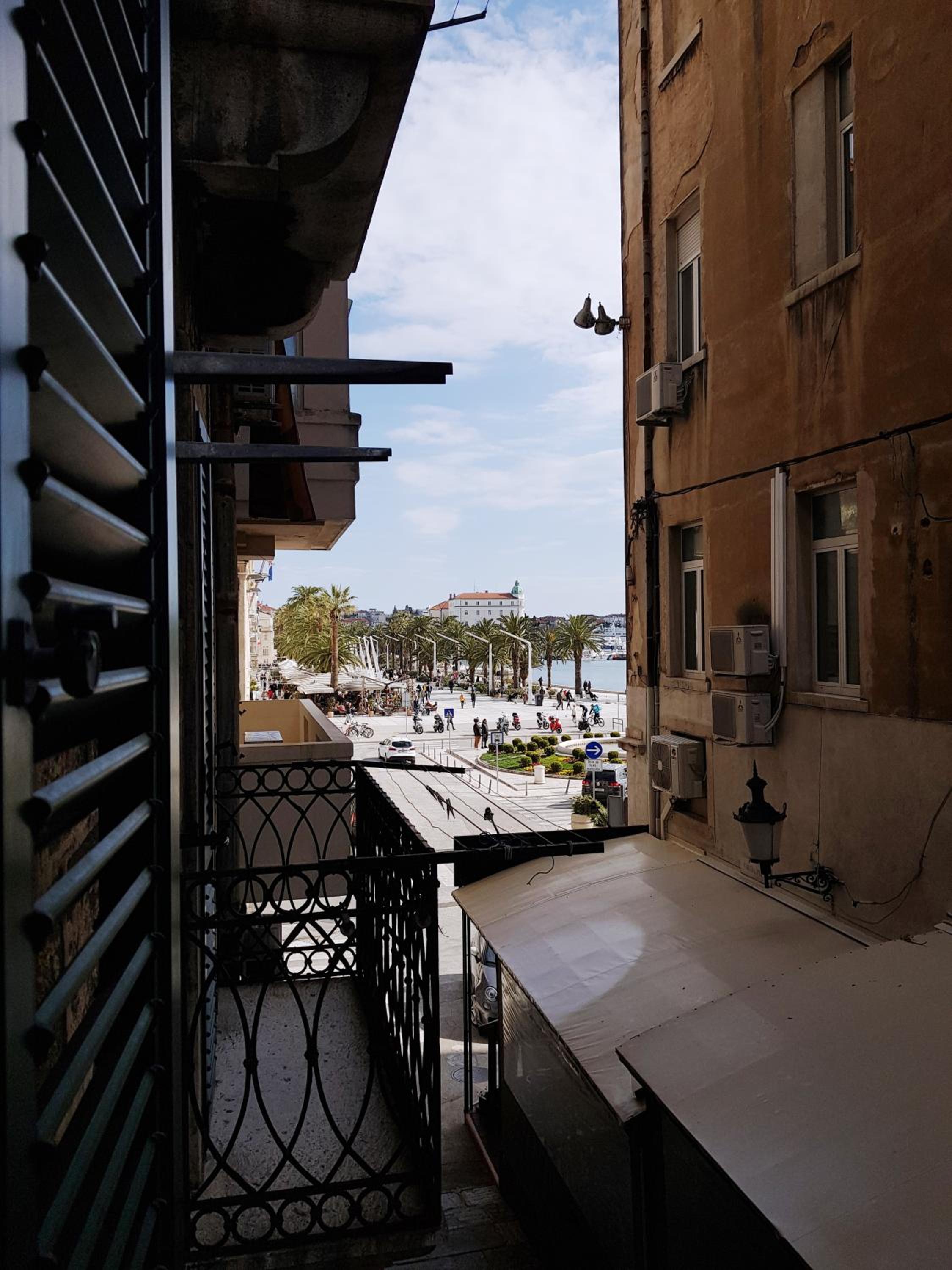 Riva Luxury Rooms photo 18 of 87