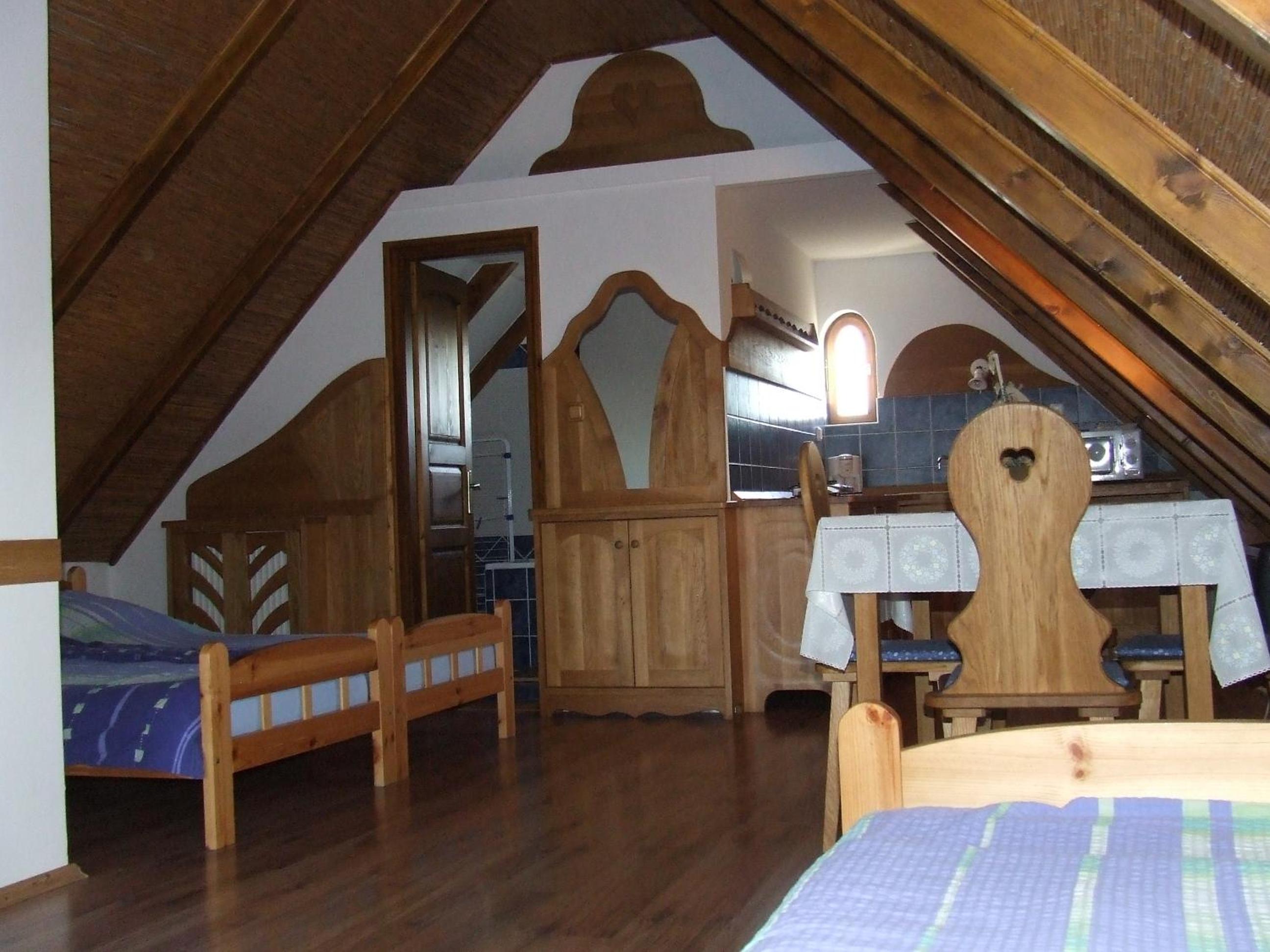 Photo 48