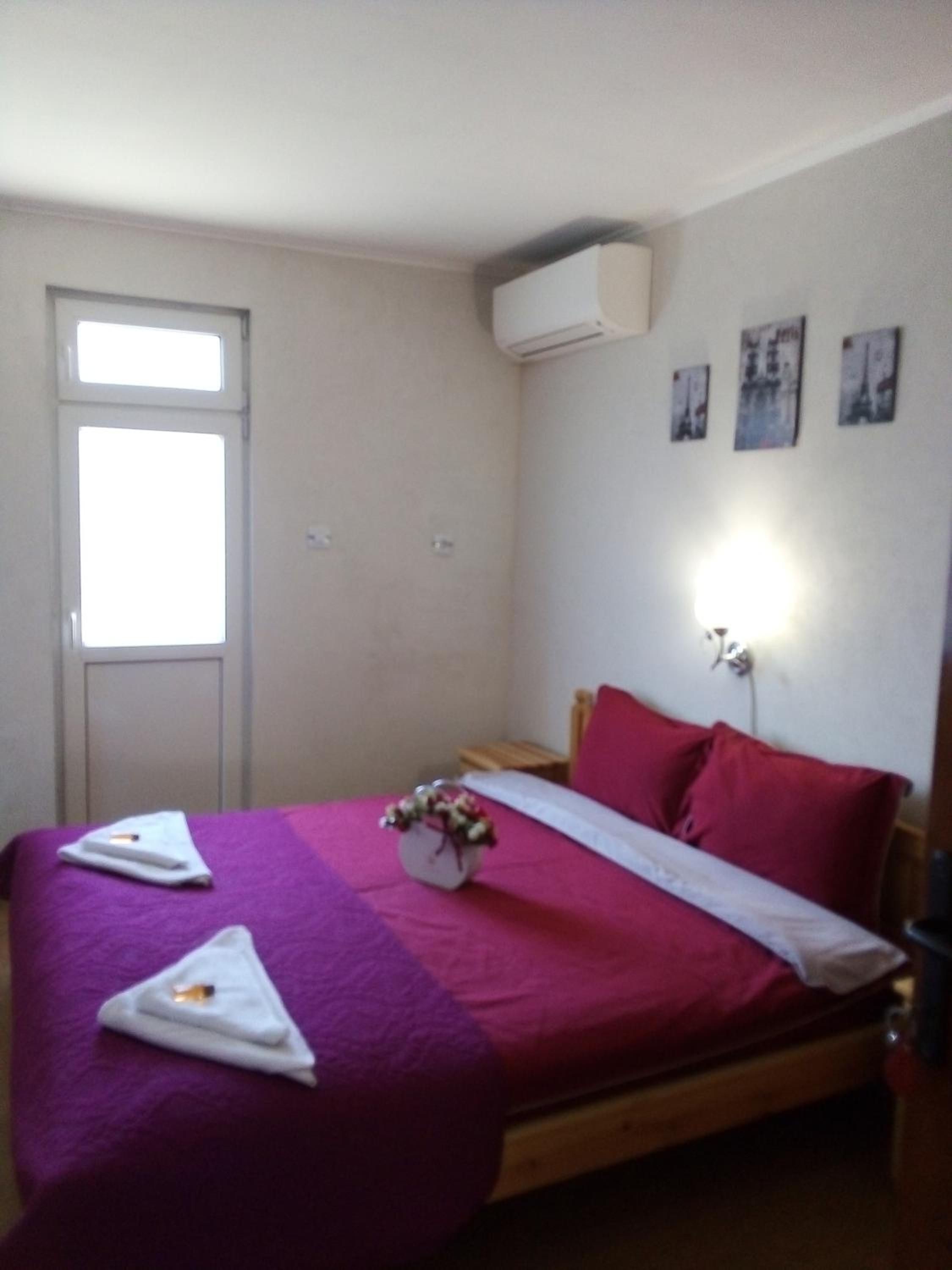 Holiday guest house KEMO
