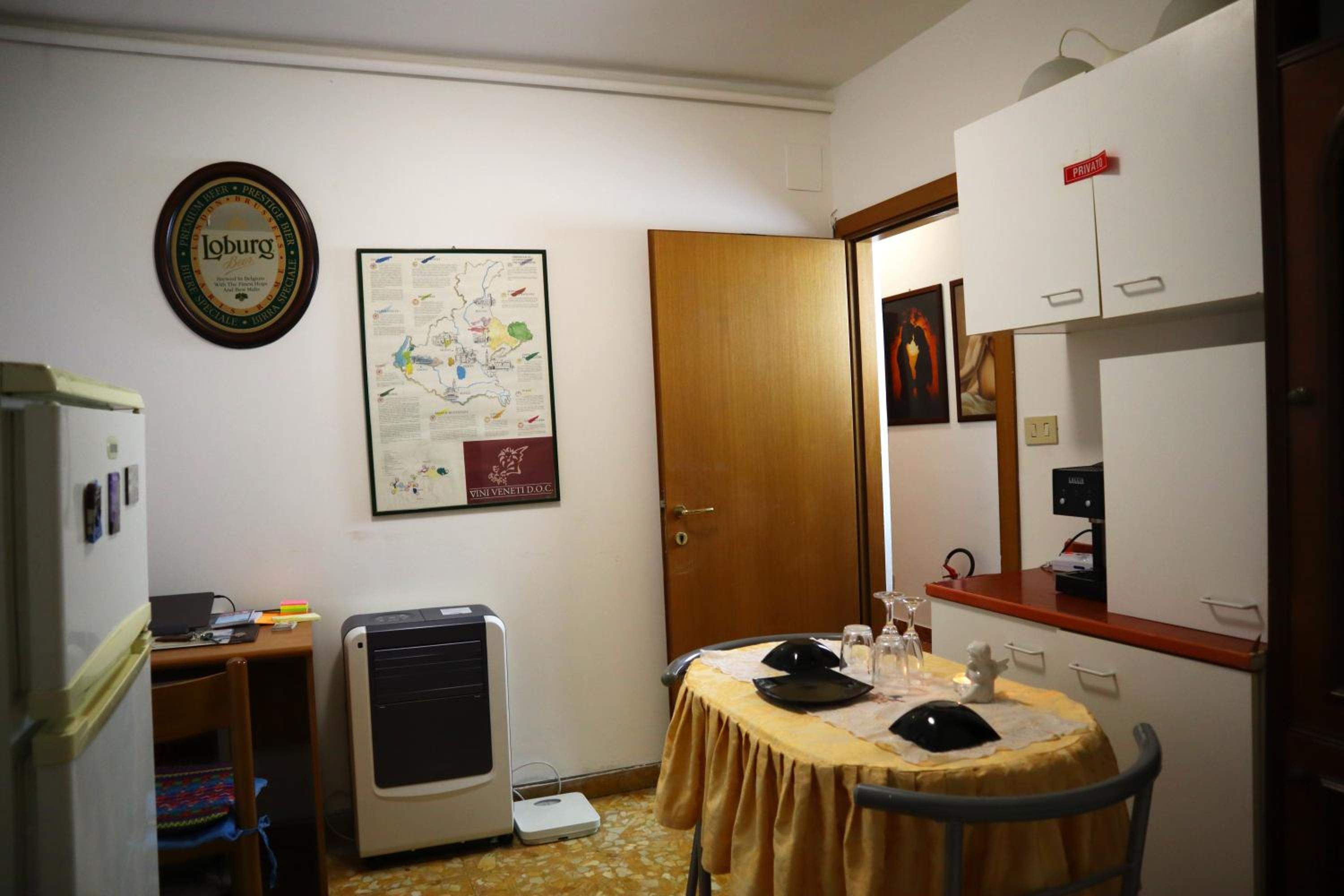 VENICE RAINBOW APARTMENT (RIALTO)
