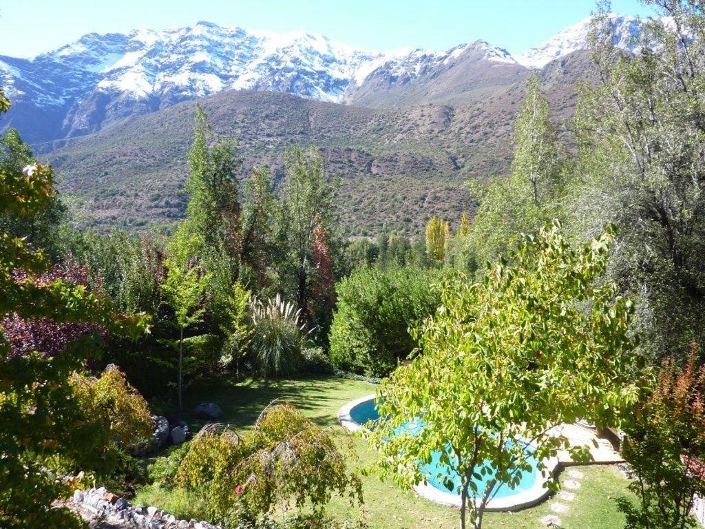 Casa de Montaña inmersa en Bosque Nativo