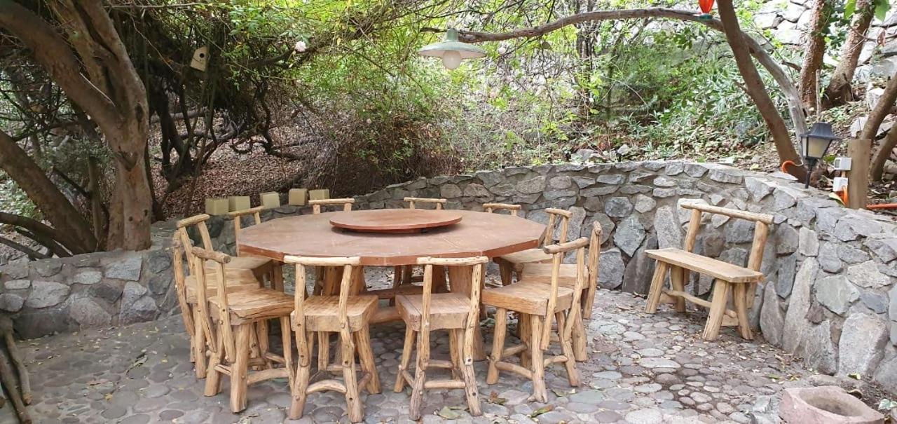 Casa de Montaña inmersa en Bosque Nativo