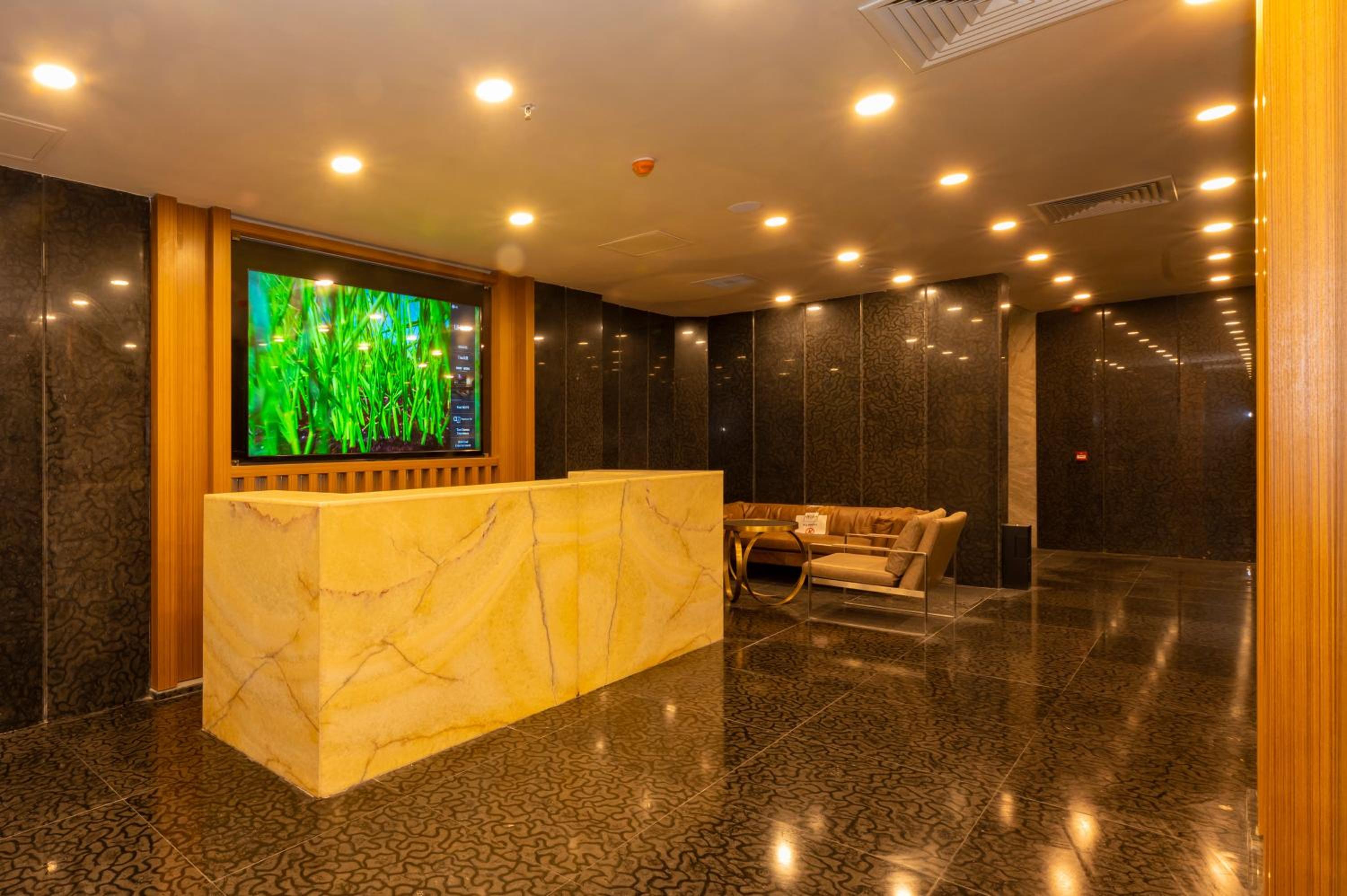 Ramada By Wyndham Istanbul Pera Taksim - Image 38