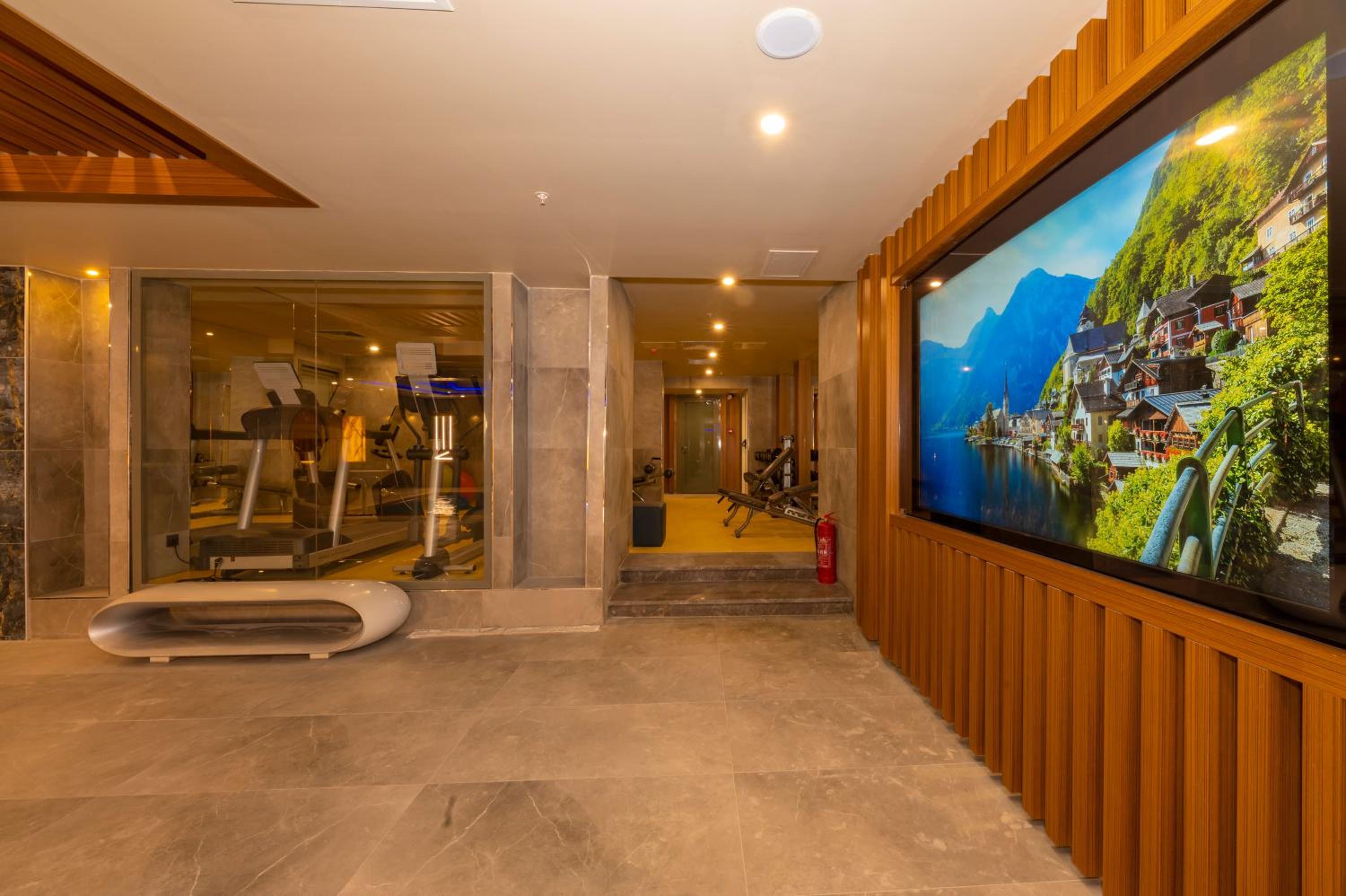 Ramada By Wyndham Istanbul Pera Taksim - Image 37