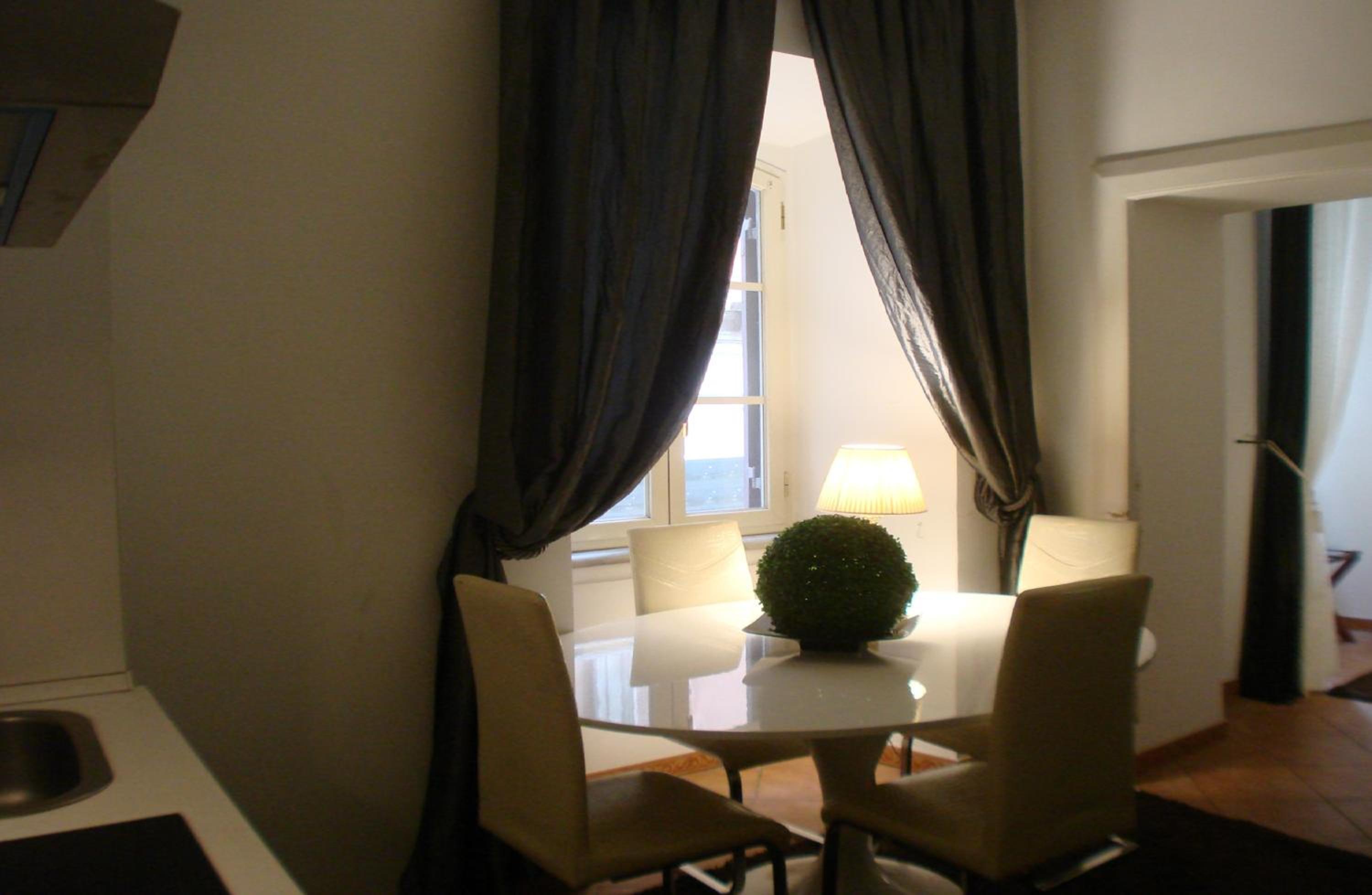 Interno 2