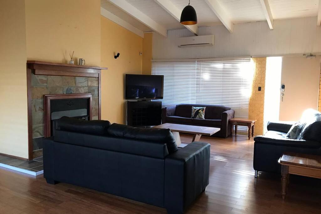 Getaway South Coast NSW - Holiday house with pool