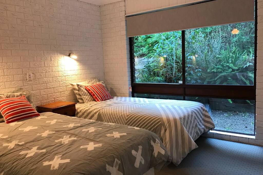 Getaway South Coast NSW - Holiday house with pool