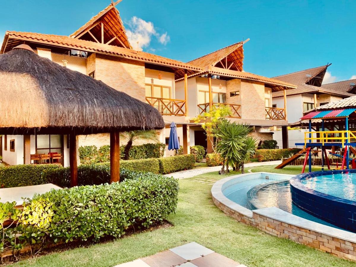 Bangalô com área de lazer estilo resort