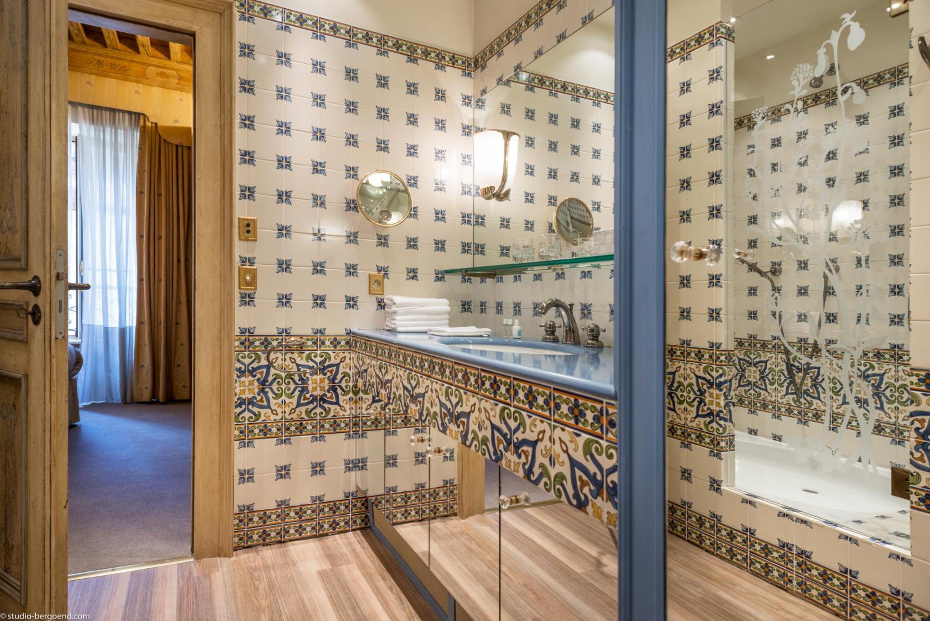 Annecy Historical Center - 165 square meter - 3 bedrooms & 3 bathrooms