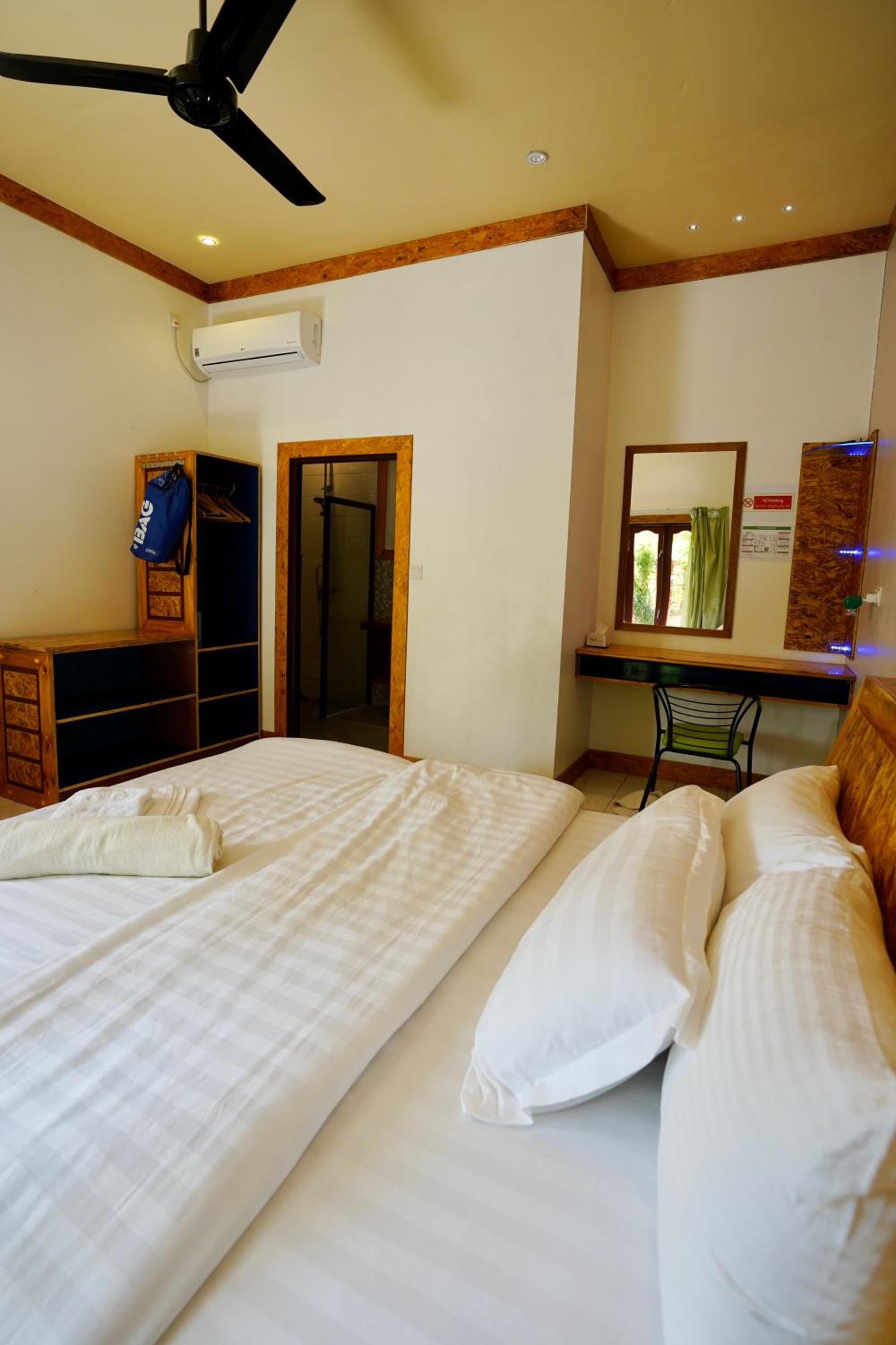 Veli Beach Inn