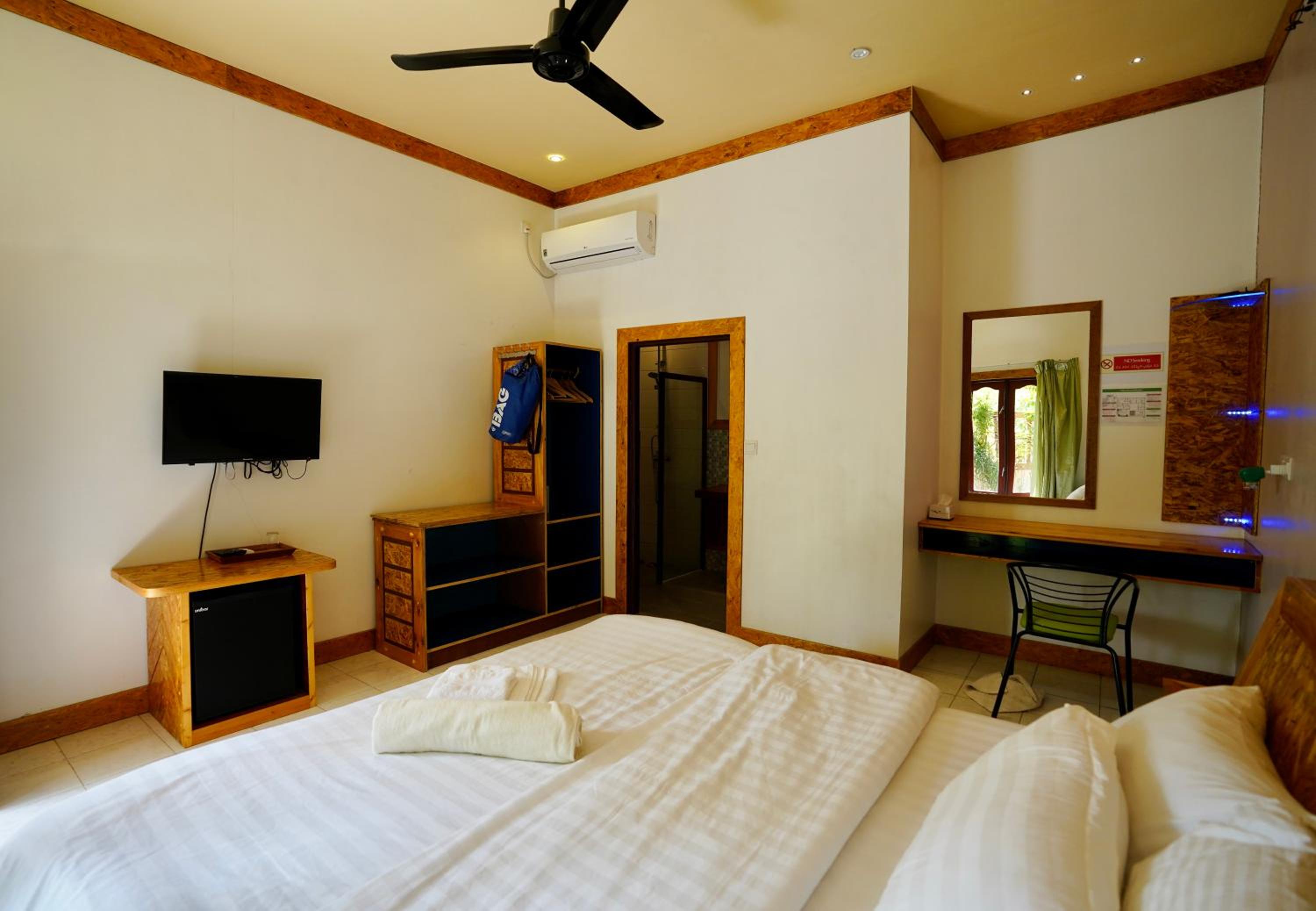 Veli Beach Inn