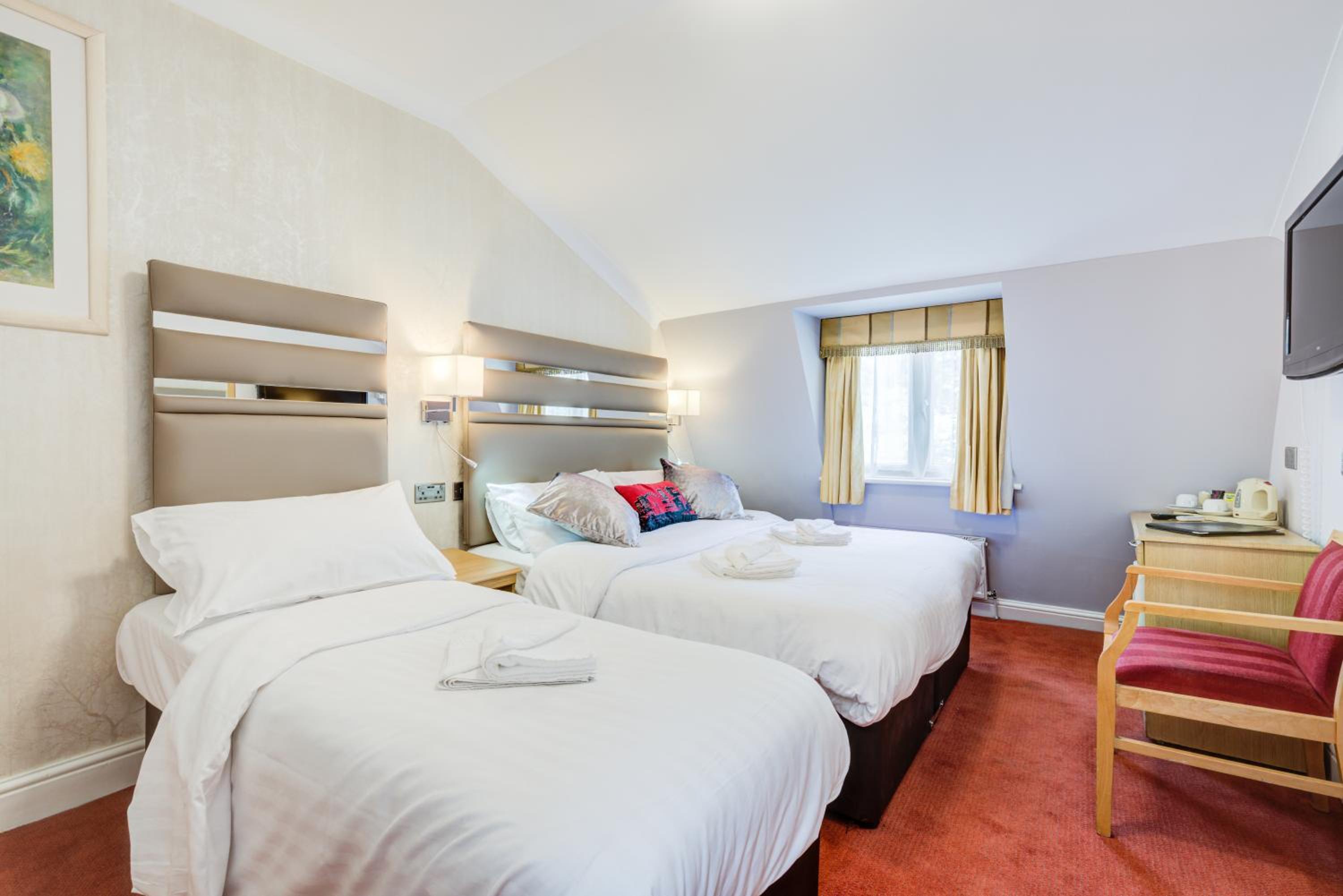 KingswayPark Hotel at Park Avenue 2