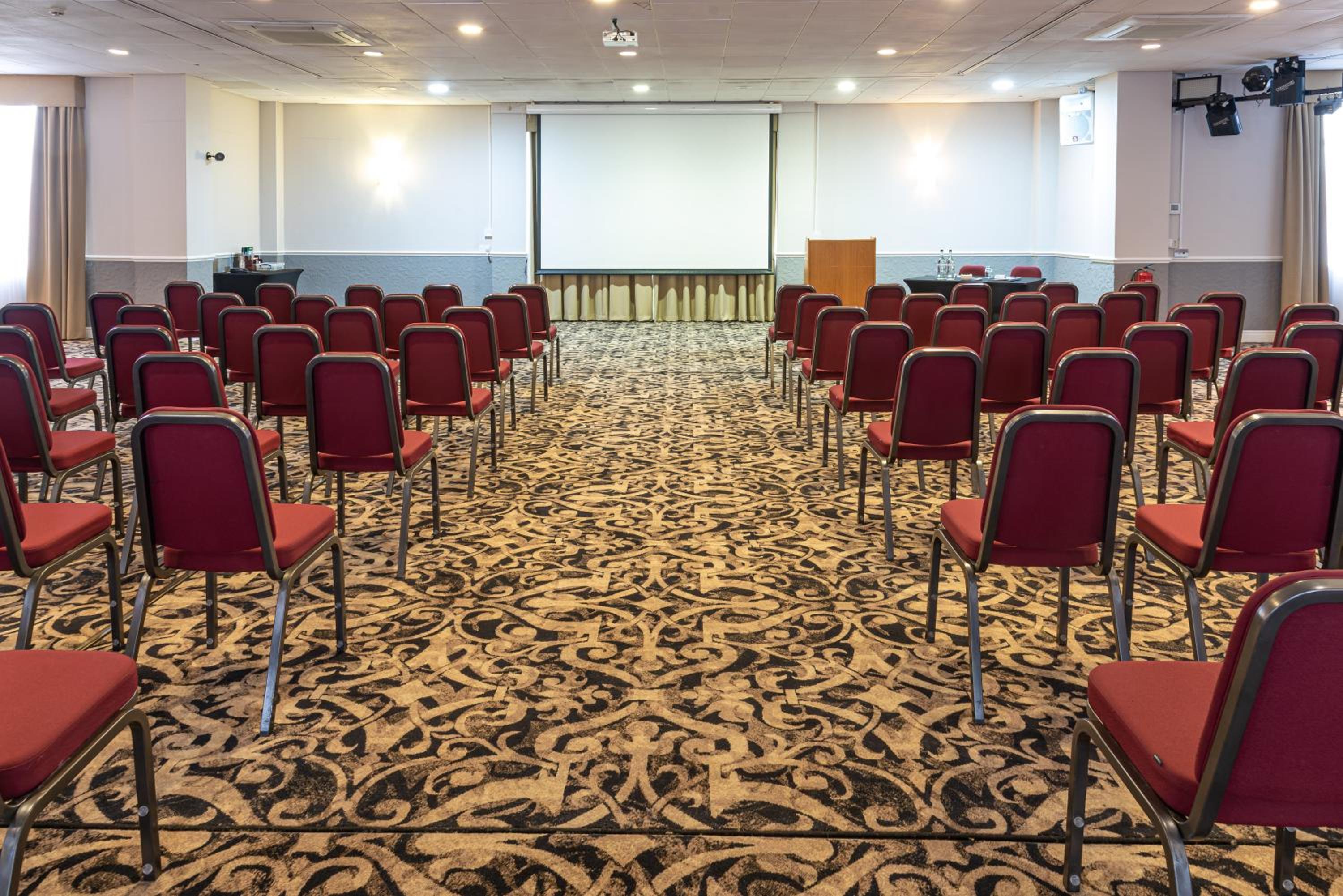 Rotherham Vacations - Holiday Inn Rotherham-Sheffield M1,Jct.33, an IHG Hotel - Property Image 54