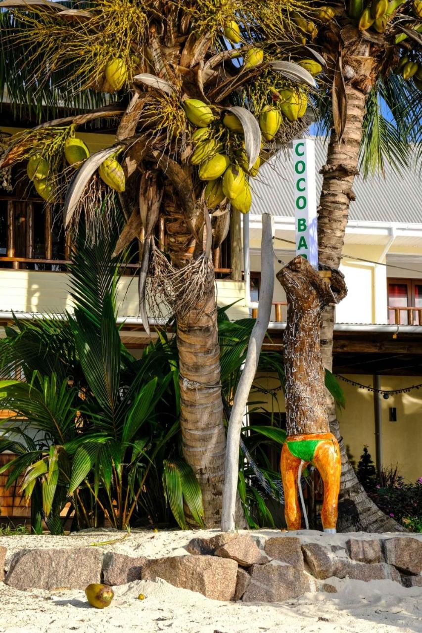 Le lagon bleu guest house by Hyde tide