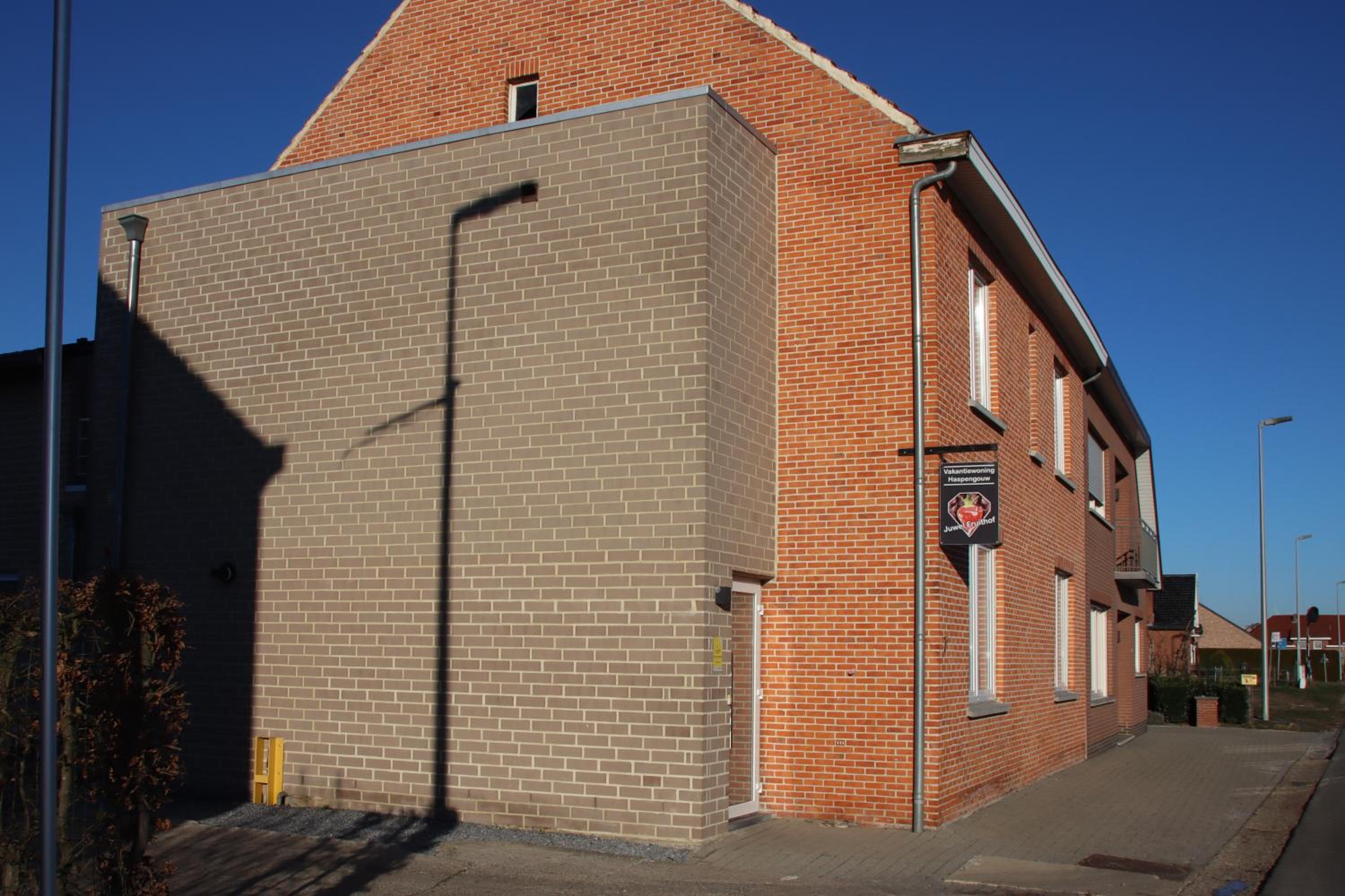Photo 24