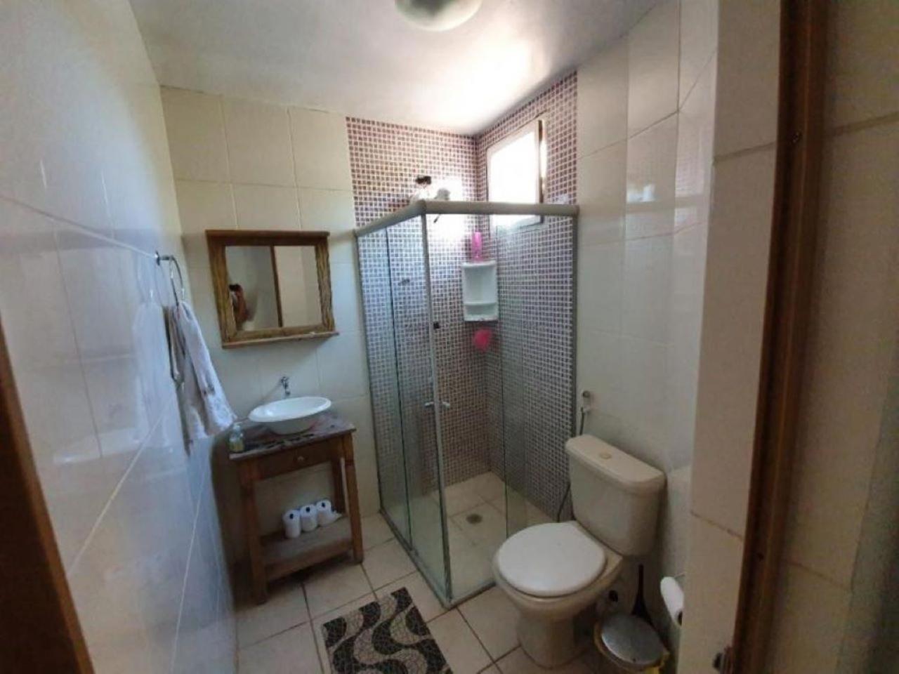Casa em Condominio Camburi
