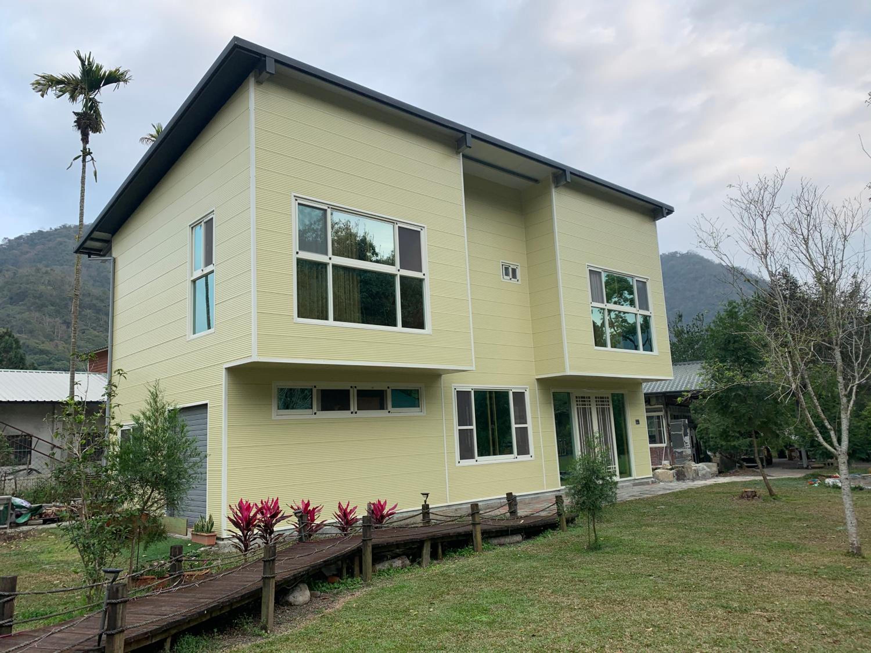 Shuizhong Yue Homestay view 3