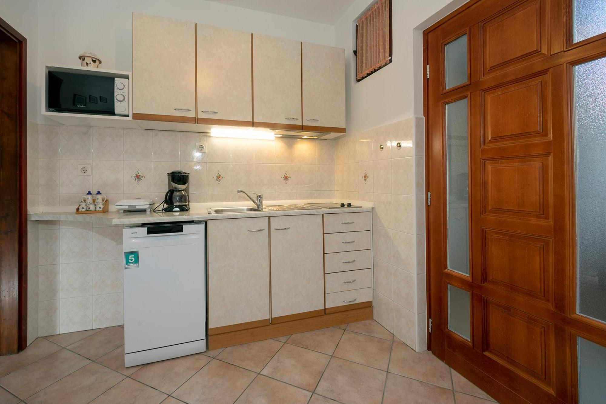 Apartman Ornela view 4