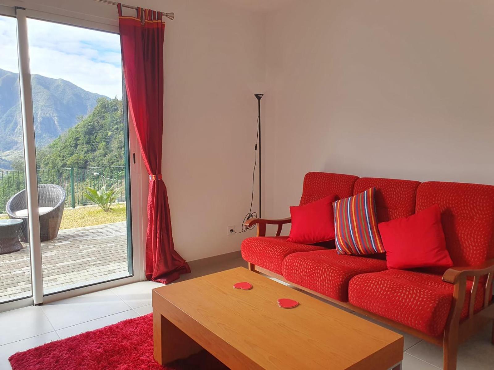 Photo 77
