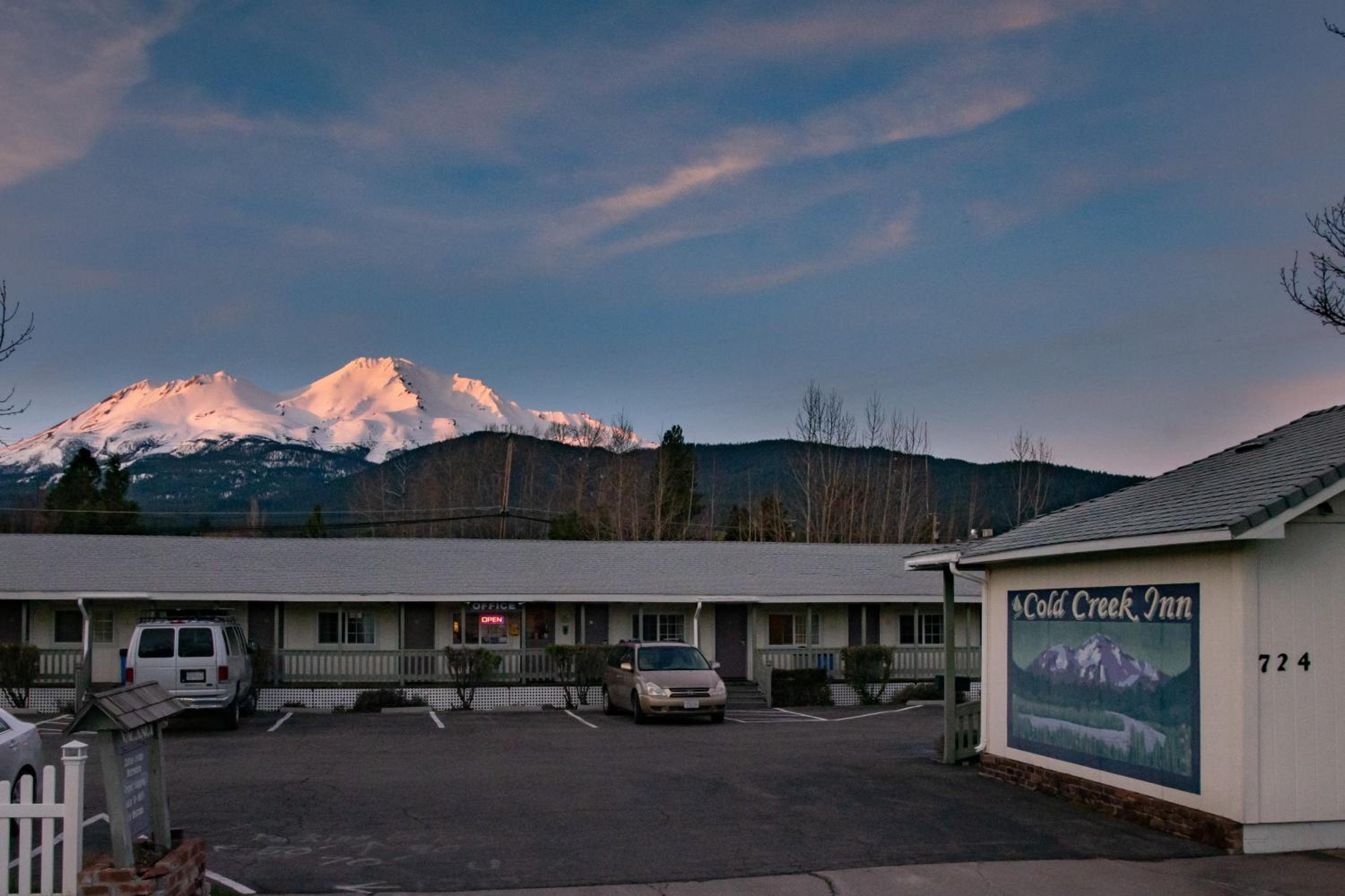 Cold Creek Inn view 3