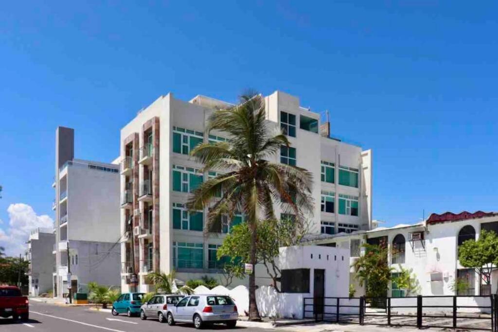 NUEVO Estudio en Playas Vicente Fox. ¡Excelente ubicación! view 5