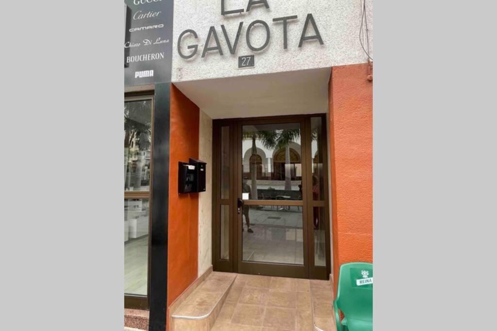 Estudio La Gavota, vista al mar