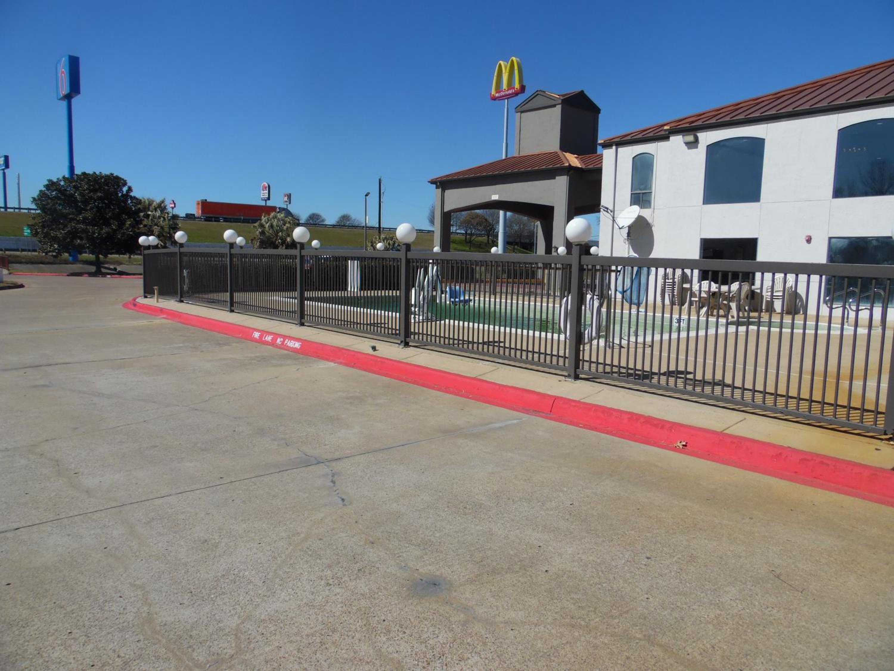 Ennis Vacations - Motel 6-Ennis, TX - Property Image 2