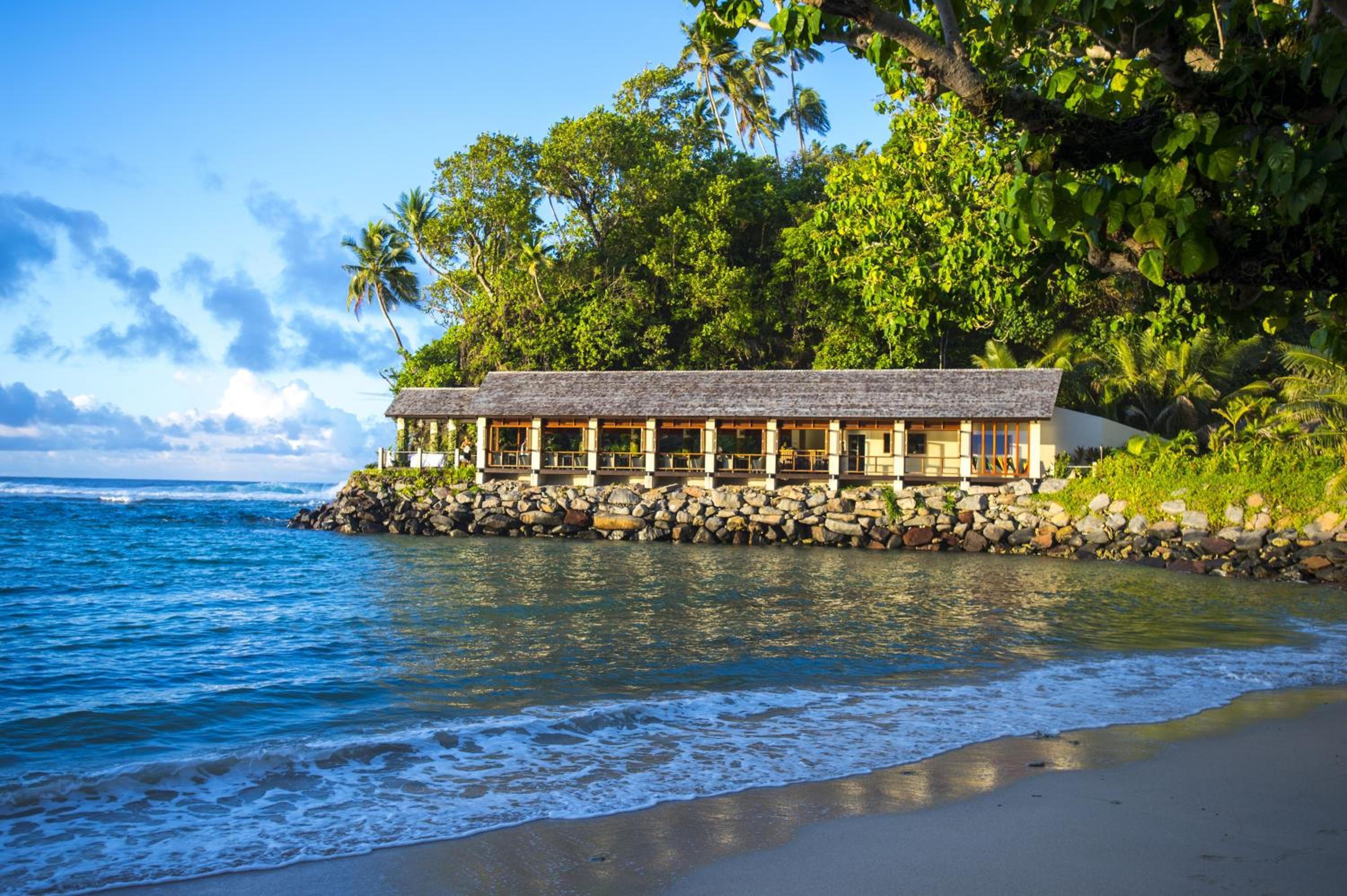 Seabreeze Resort Samoa – Exclusively for Adults view 2