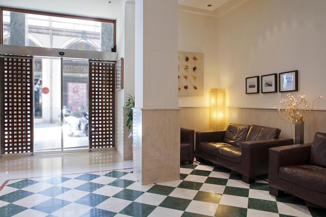 Plaka Hotel 24