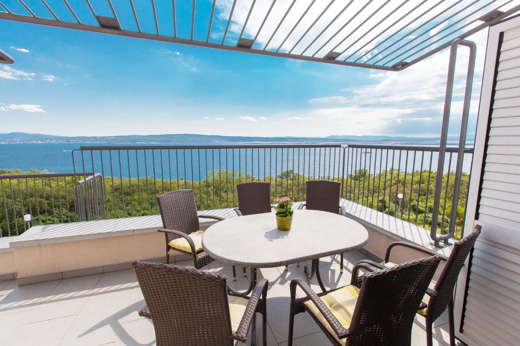 ALANA 1 PENTHOUSE view 3