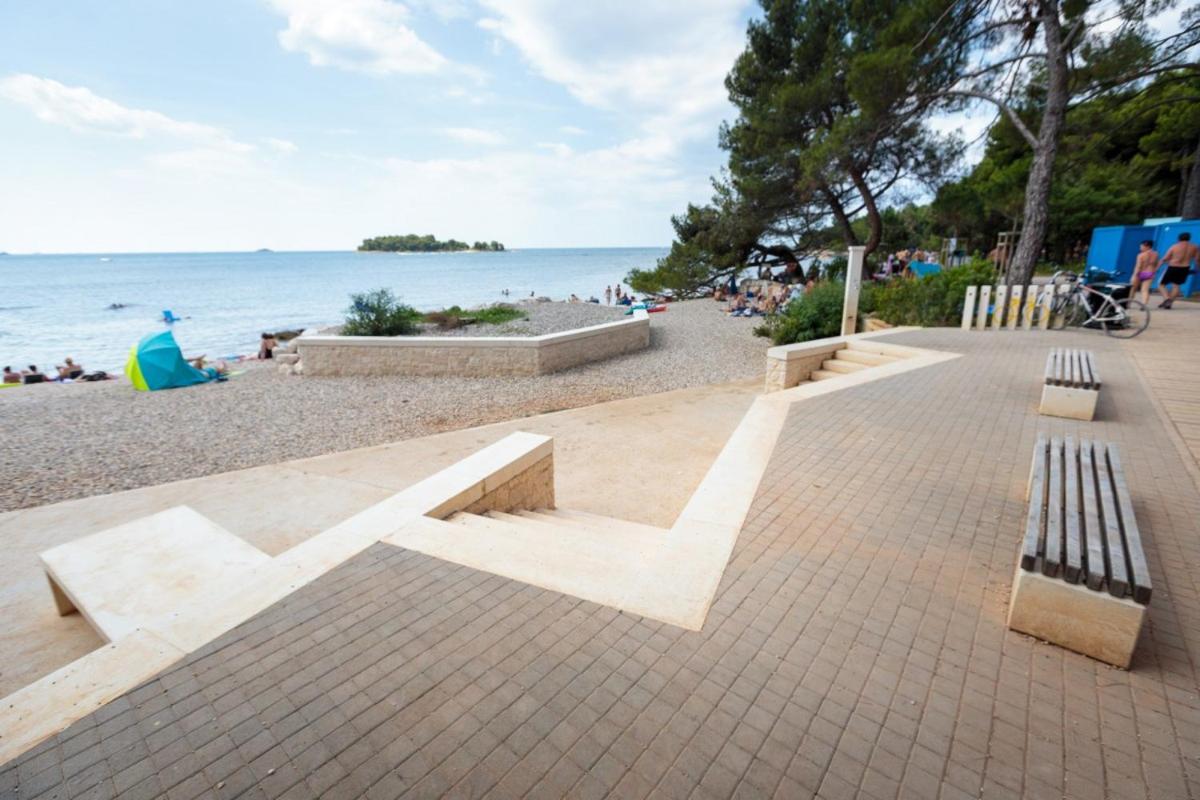 Photo 61