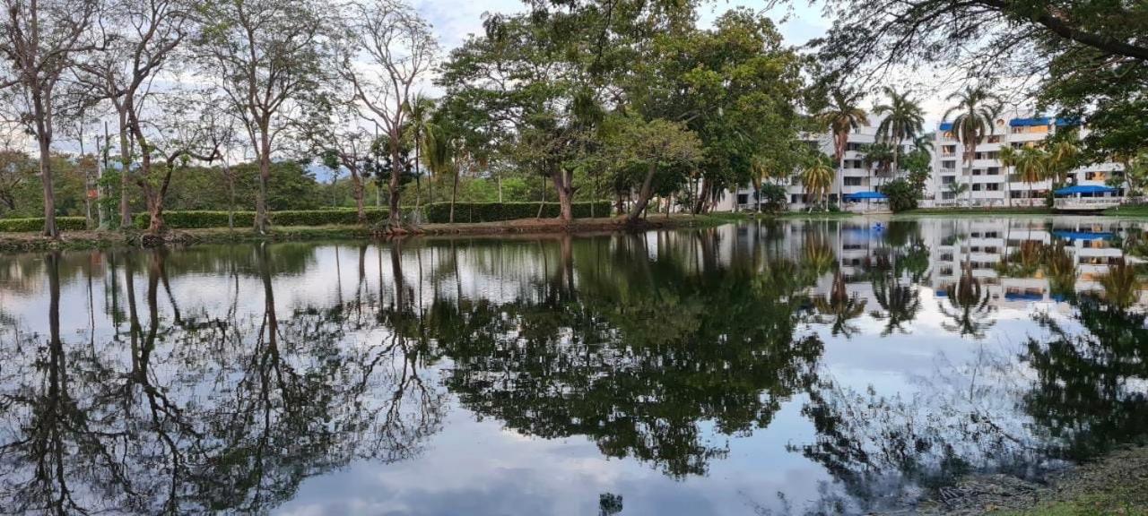 Casa Campestre en Condominio Lagos Del Peñon