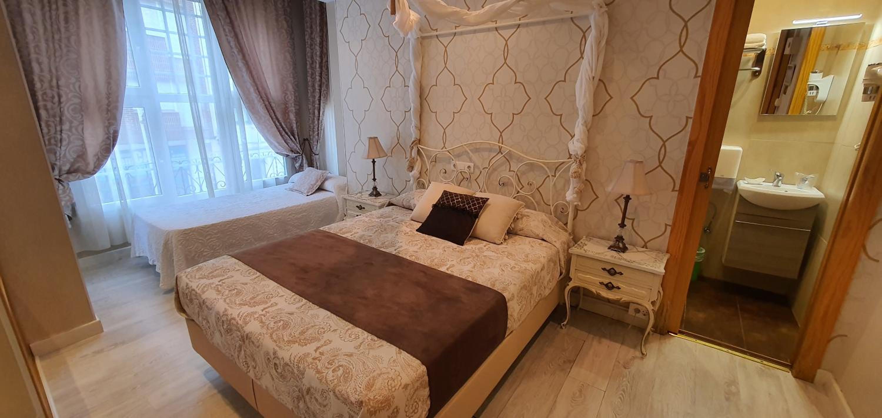 Hosteria Villa de Castro