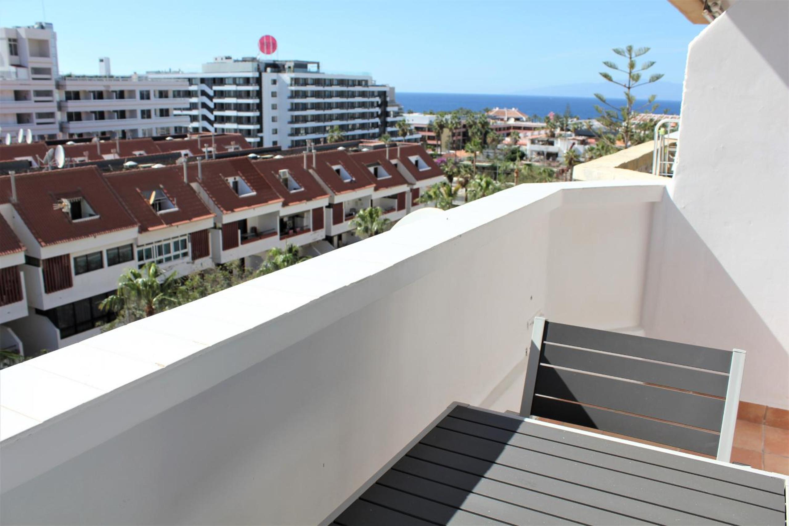 Superb seaview apartment in Playa de Las Americas