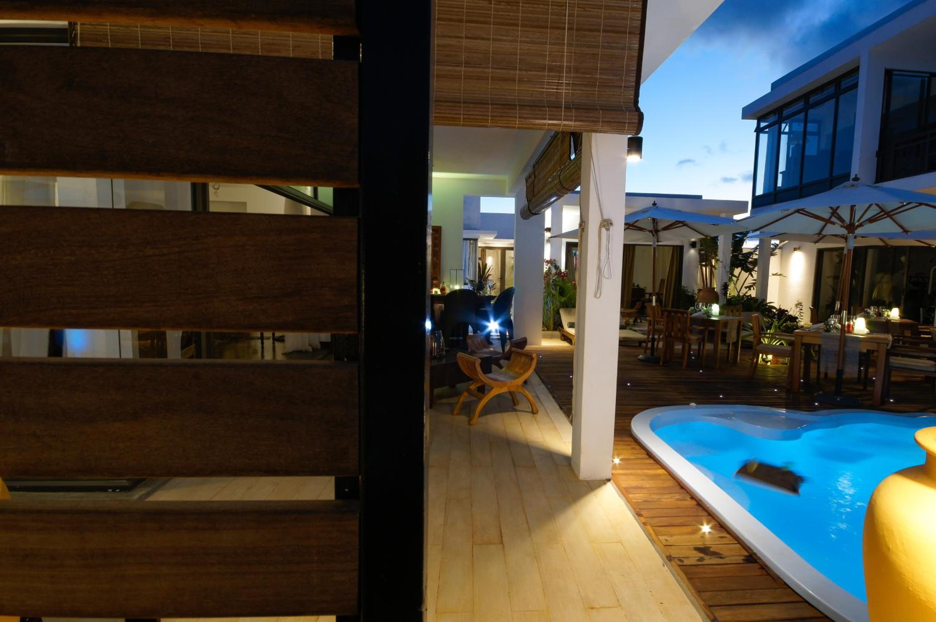 Villa Alizée Boutique Hotel - Idéal Couples & Pros - Rooftop