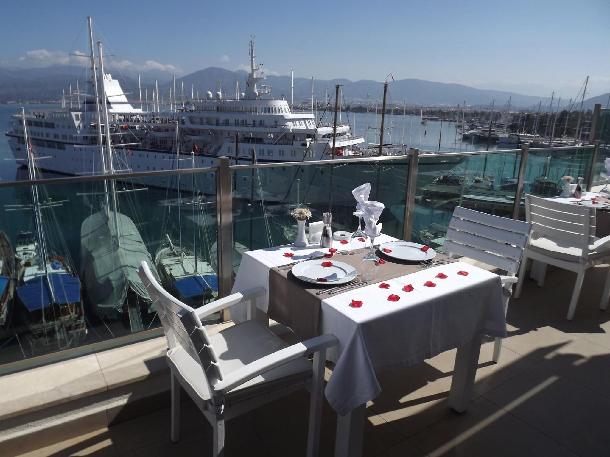 Alesta Yacht Otel - Image 32