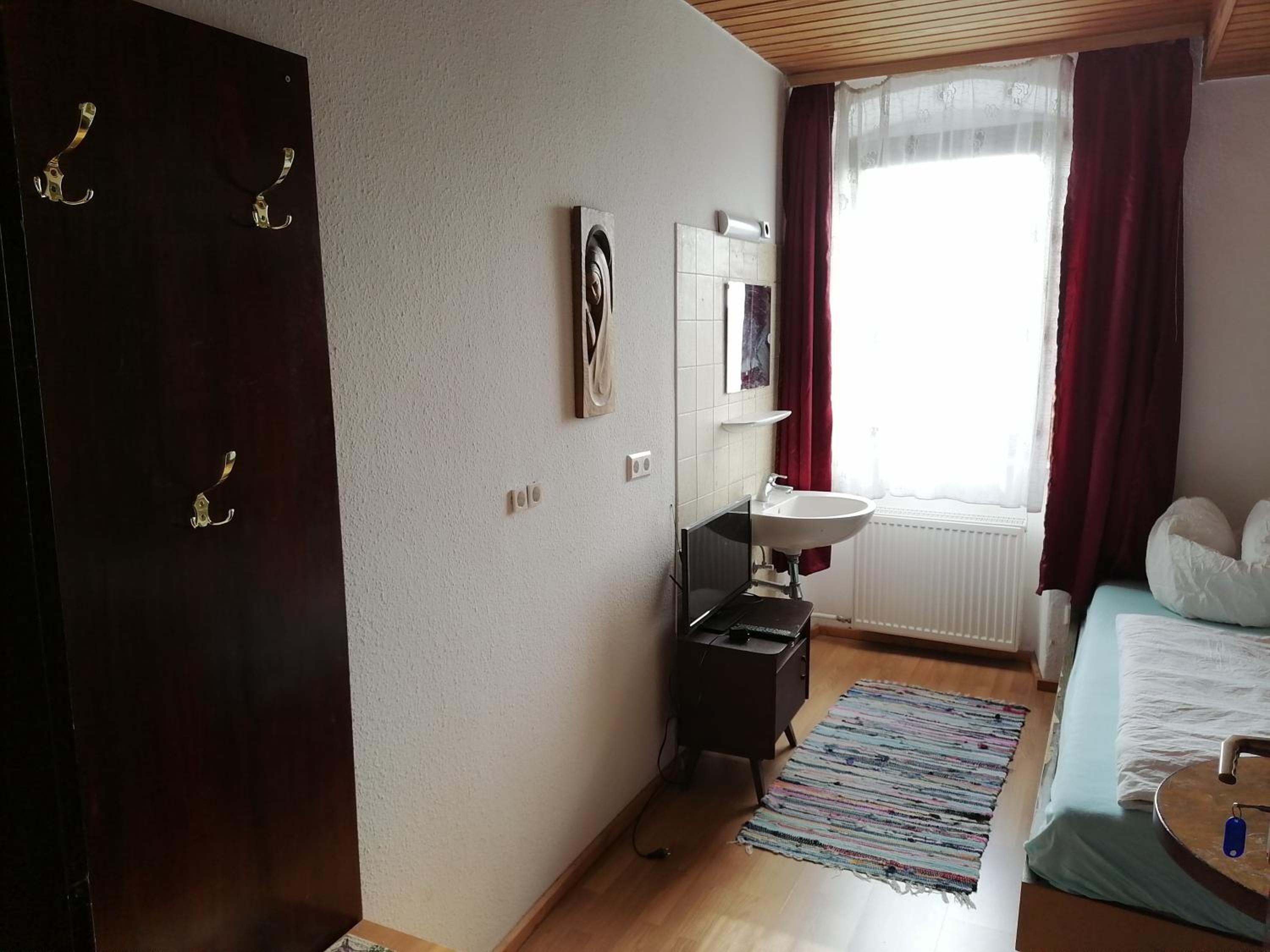 Photo 31