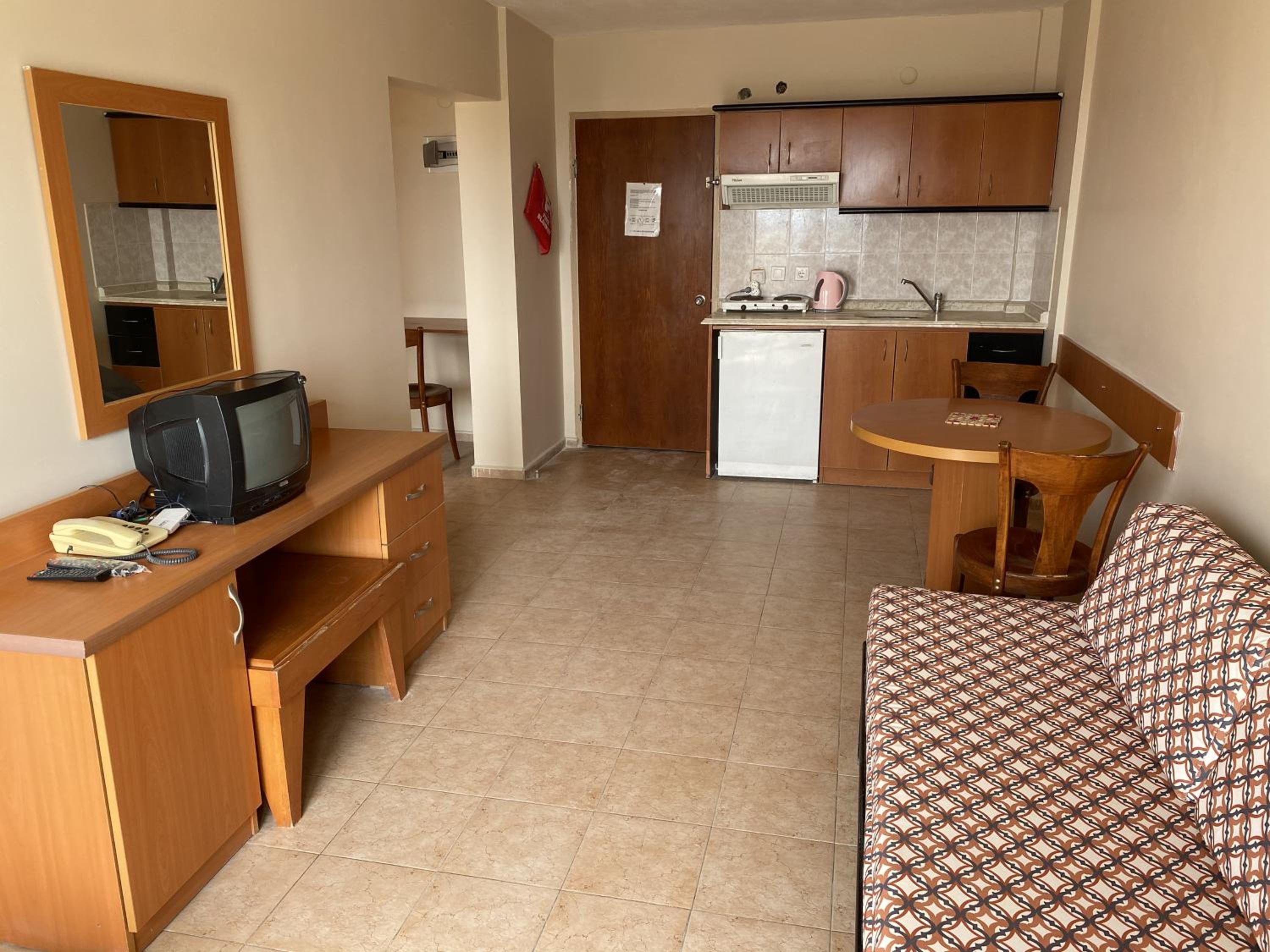 Tuntas Family Suites Kusadasi - Image 42