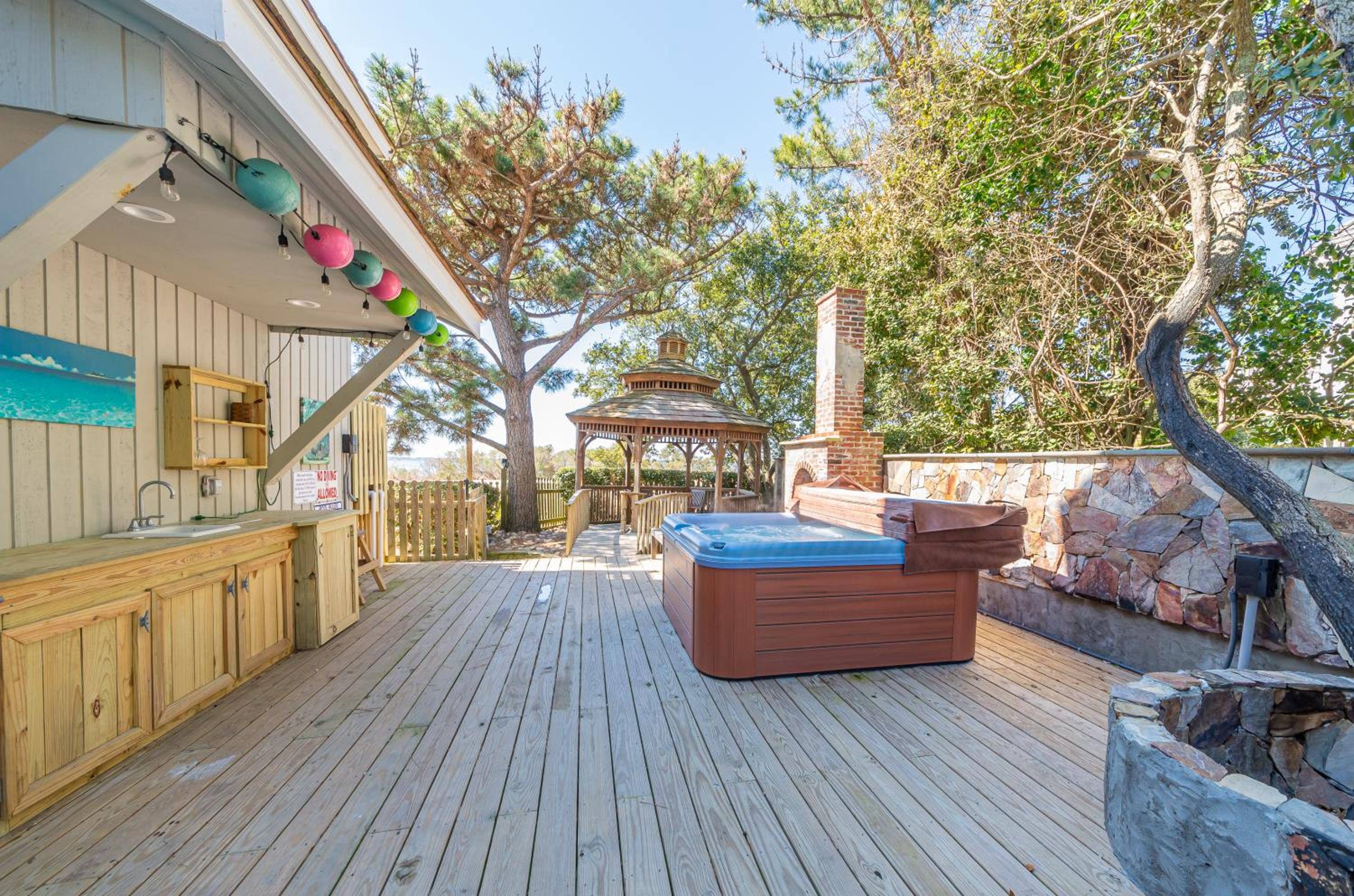 Doggone Perfect - Village at Nags Head, Soundfront, Golf Course View, Pool, Hot Tub, Pets OK, Flex Stays