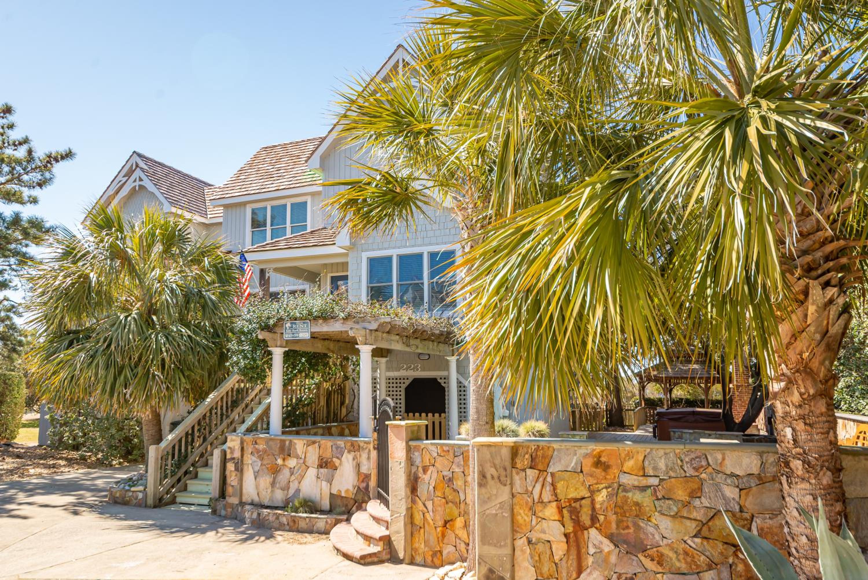 Doggone Perfect - Village at Nags Head, Soundfront, Golf Course View, Pool, Hot Tub, Pets OK, Flex Stays