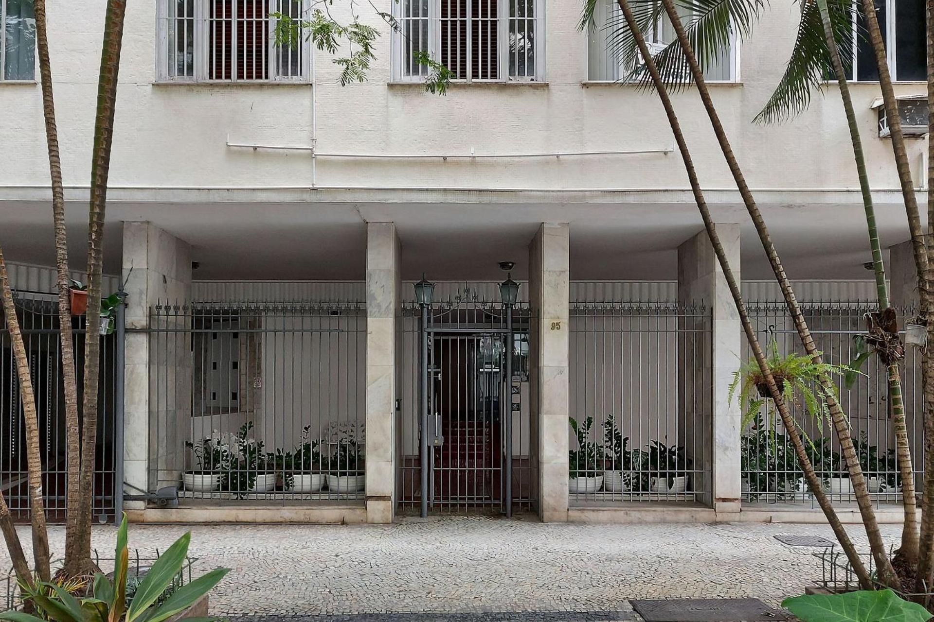PERFEITO 2 Quartos a pé Praia de Copacabana, wifi, ar, lavanderia e cozinha completa