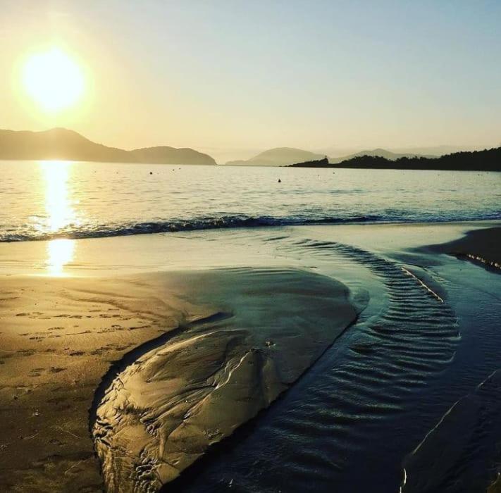 Casa com linda vista para o mar para amantes da natureza