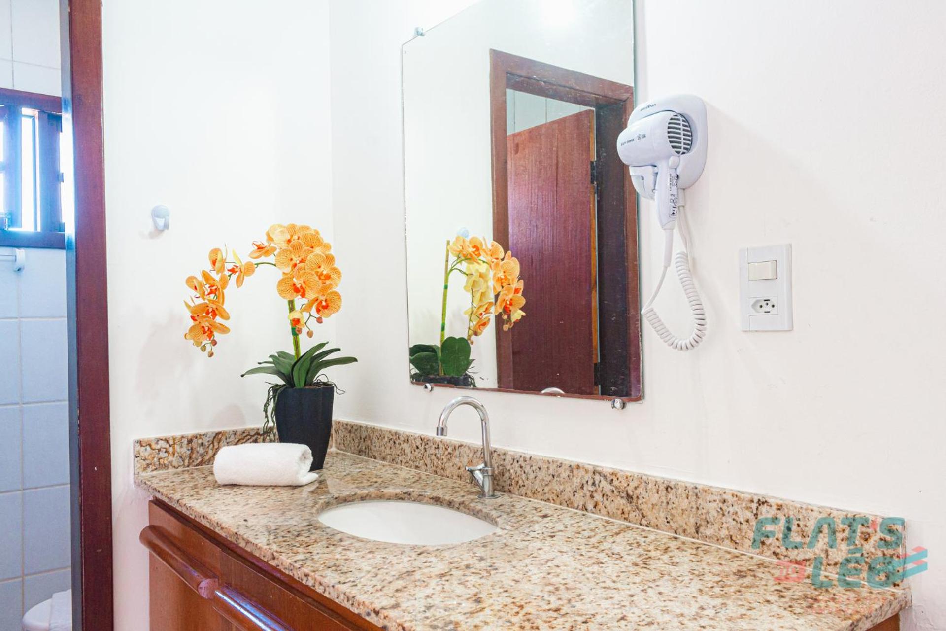 Duplex 3 suítes em Condomínio Jerusalém 1