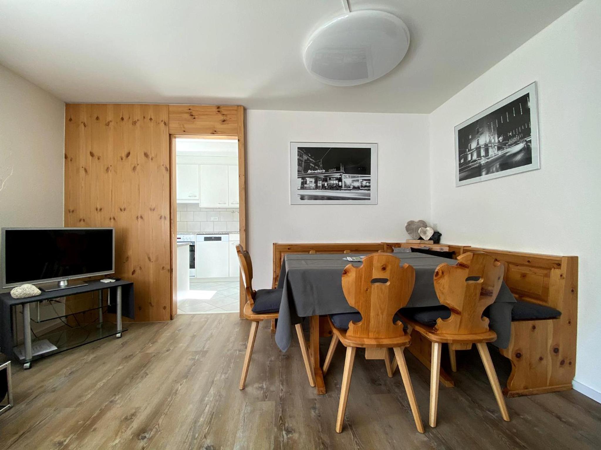 zentrale TOP Wohnung Chesa Ravaisch view 4
