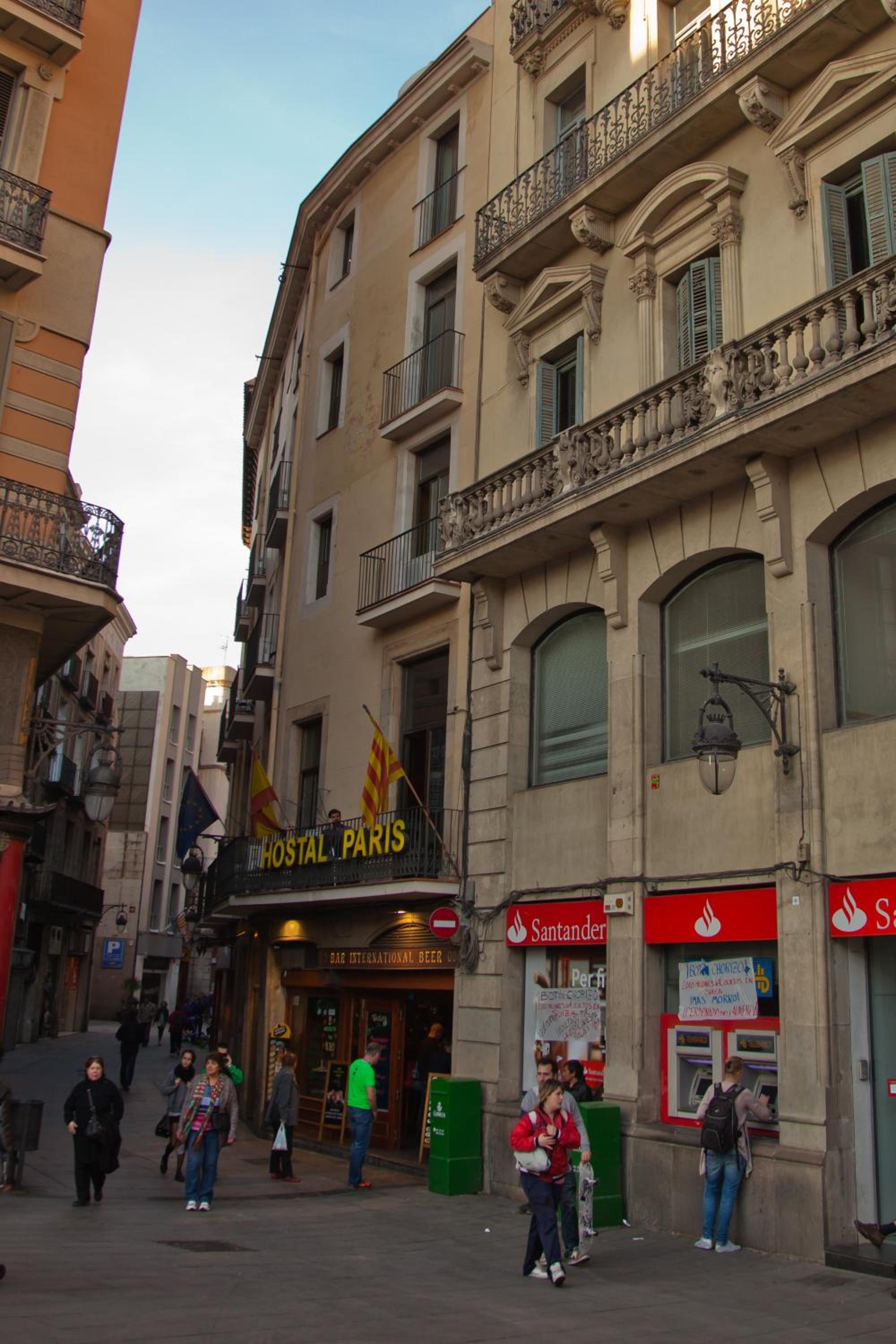 Hostal Paris