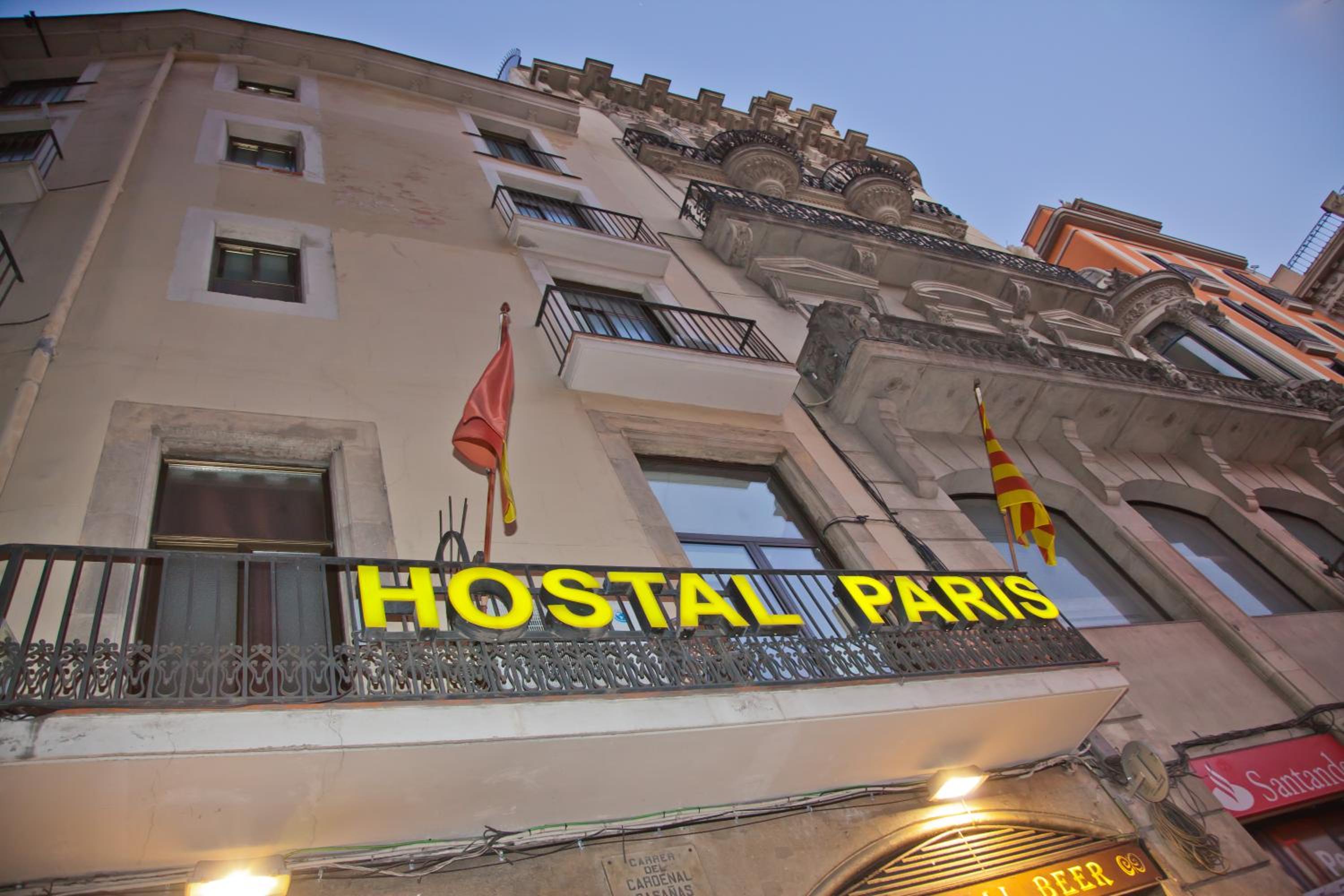 Hostal Paris