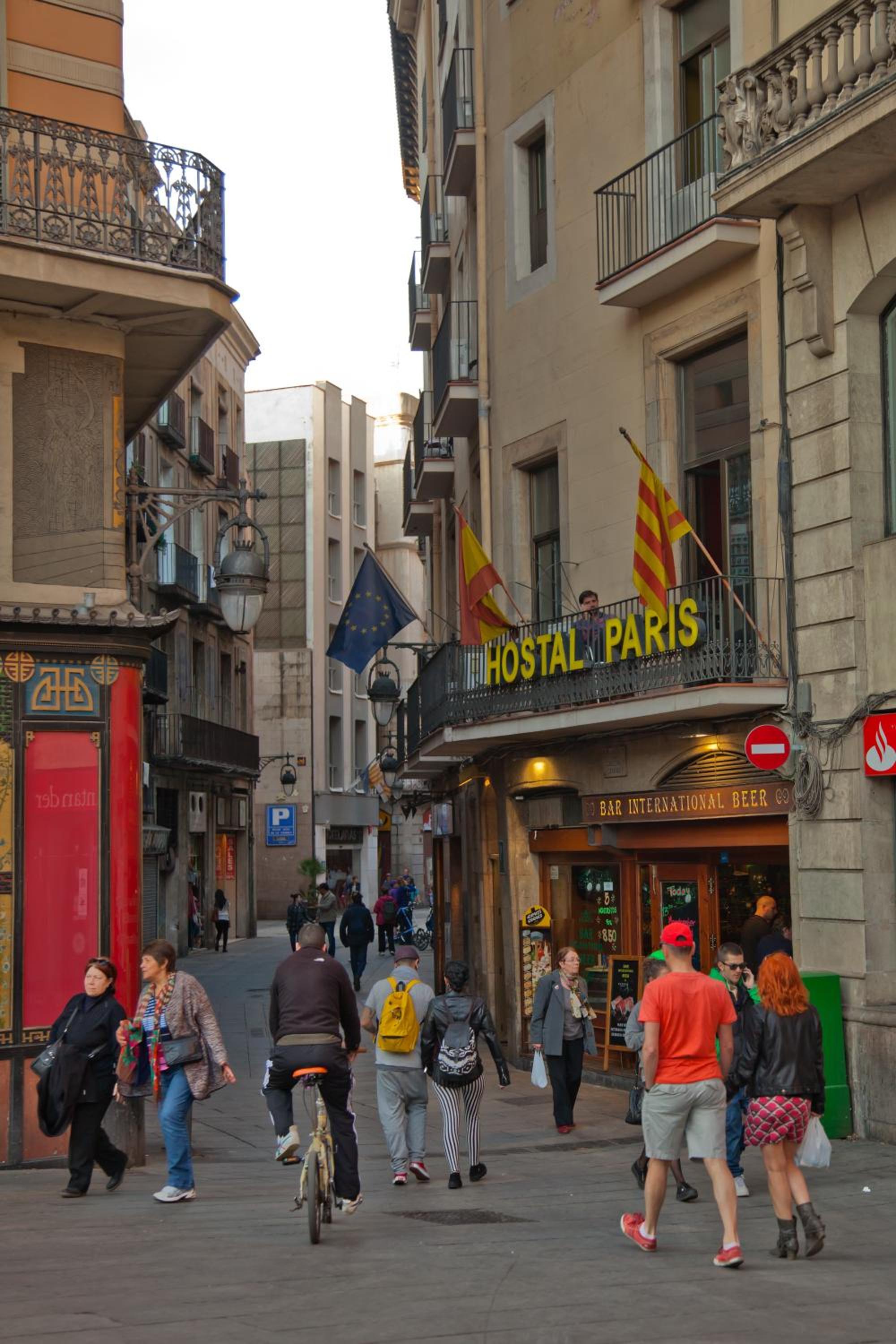Hostal Paris