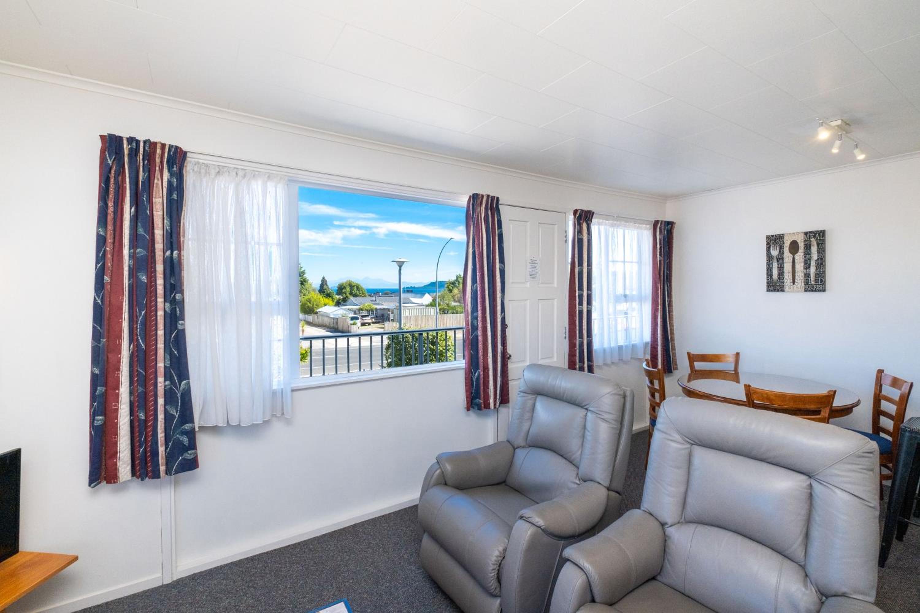 Chevron Motel